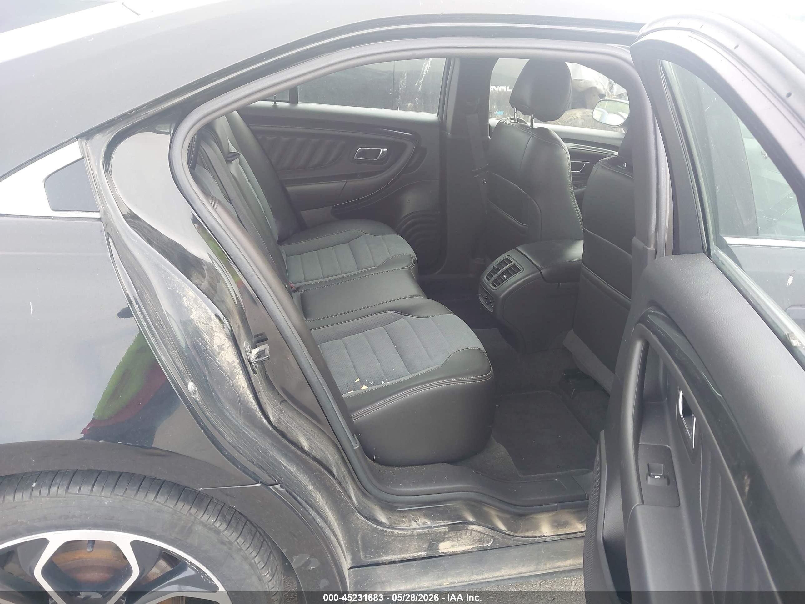 2013 Ford Taurus Sho Black vin: 1FAHP2KT6DG142826