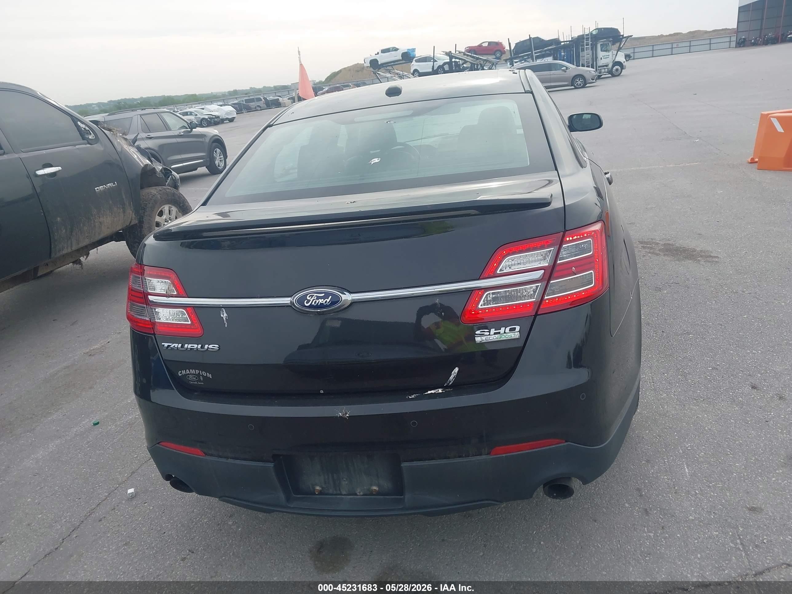 2013 Ford Taurus Sho Black vin: 1FAHP2KT6DG142826