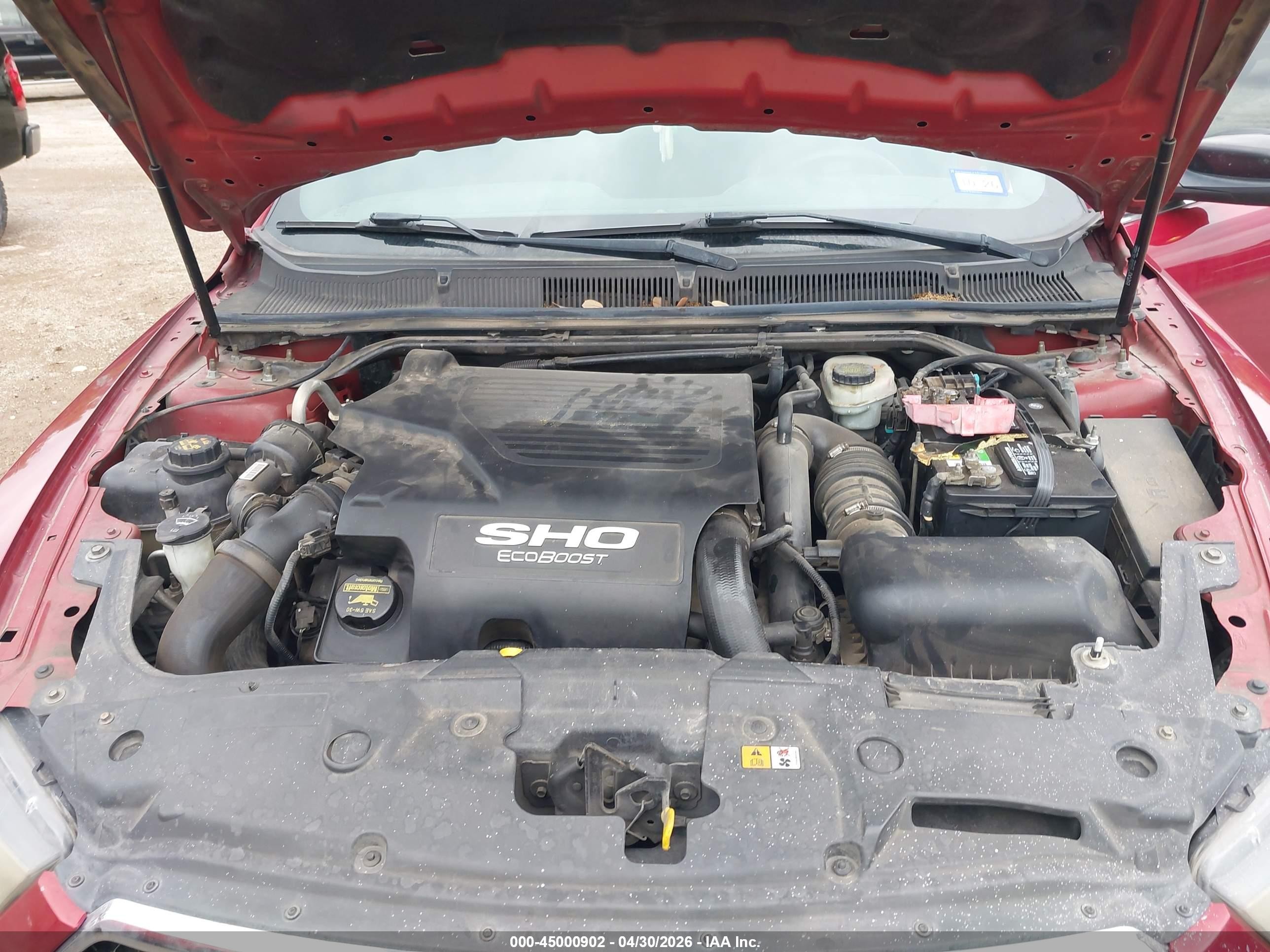 2014 Ford Taurus Sho Red vin: 1FAHP2KT6EG115093