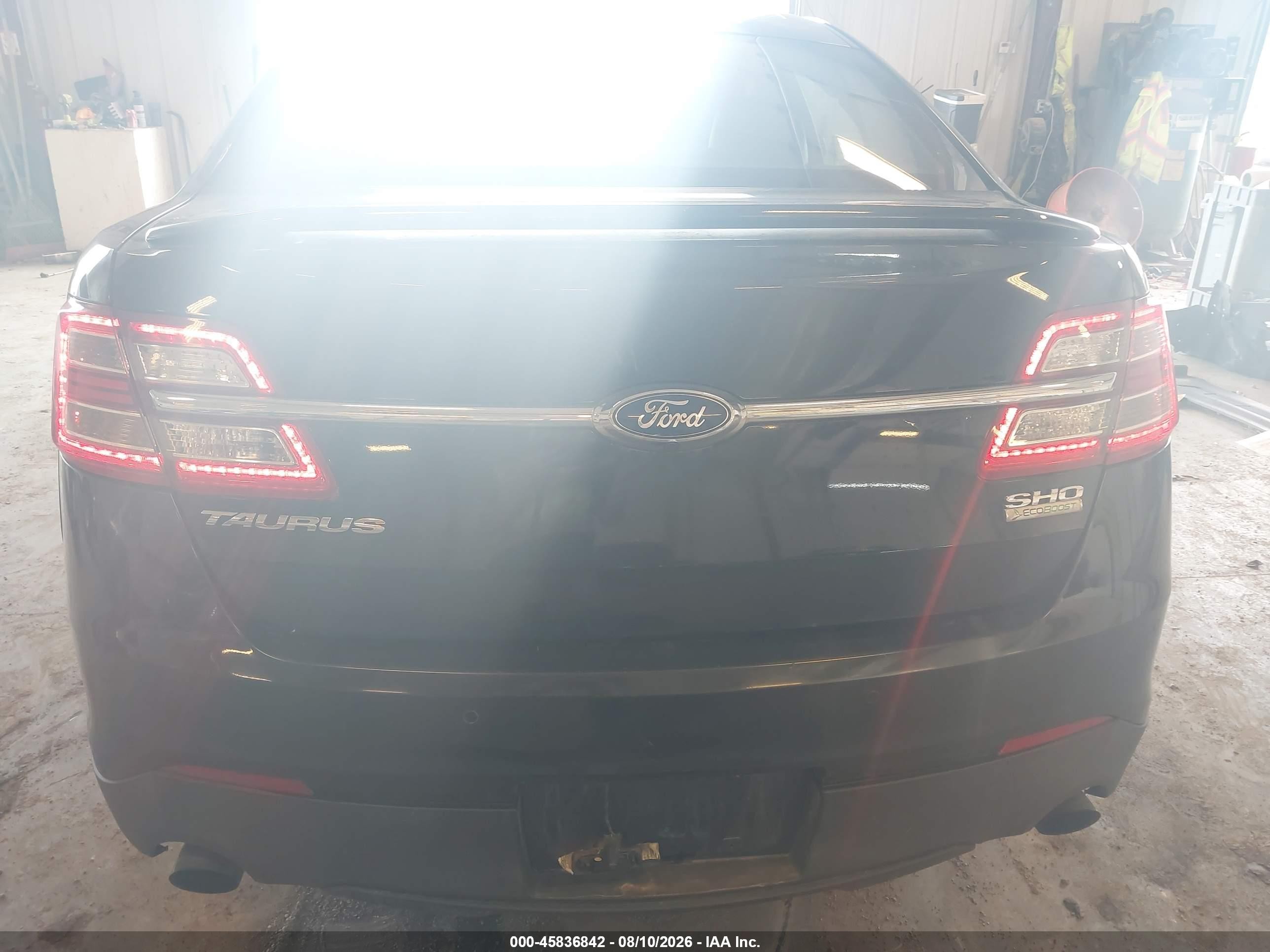 2014 Ford Taurus Sho Black vin: 1FAHP2KT6EG125459