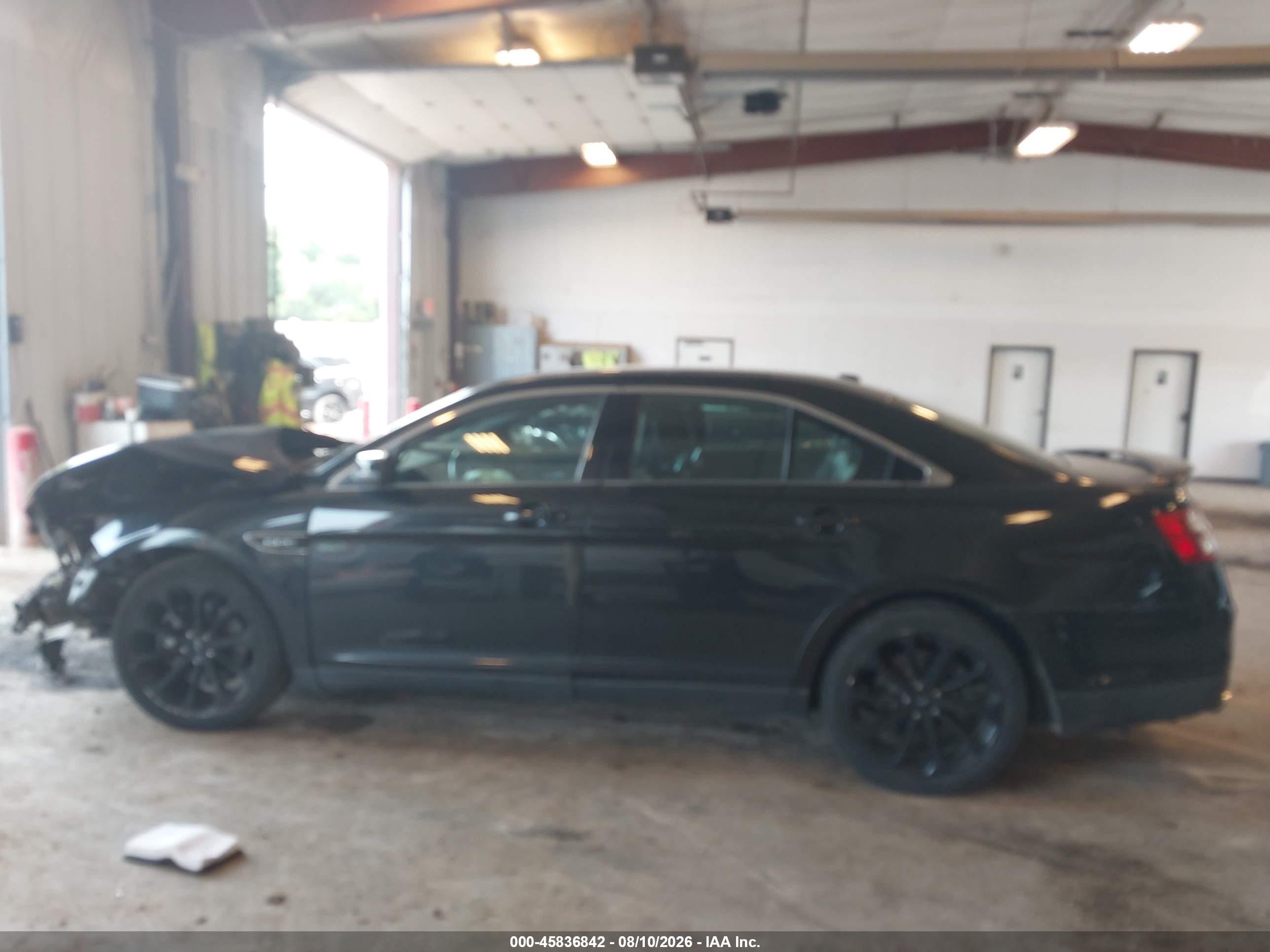 2014 Ford Taurus Sho Black vin: 1FAHP2KT6EG125459