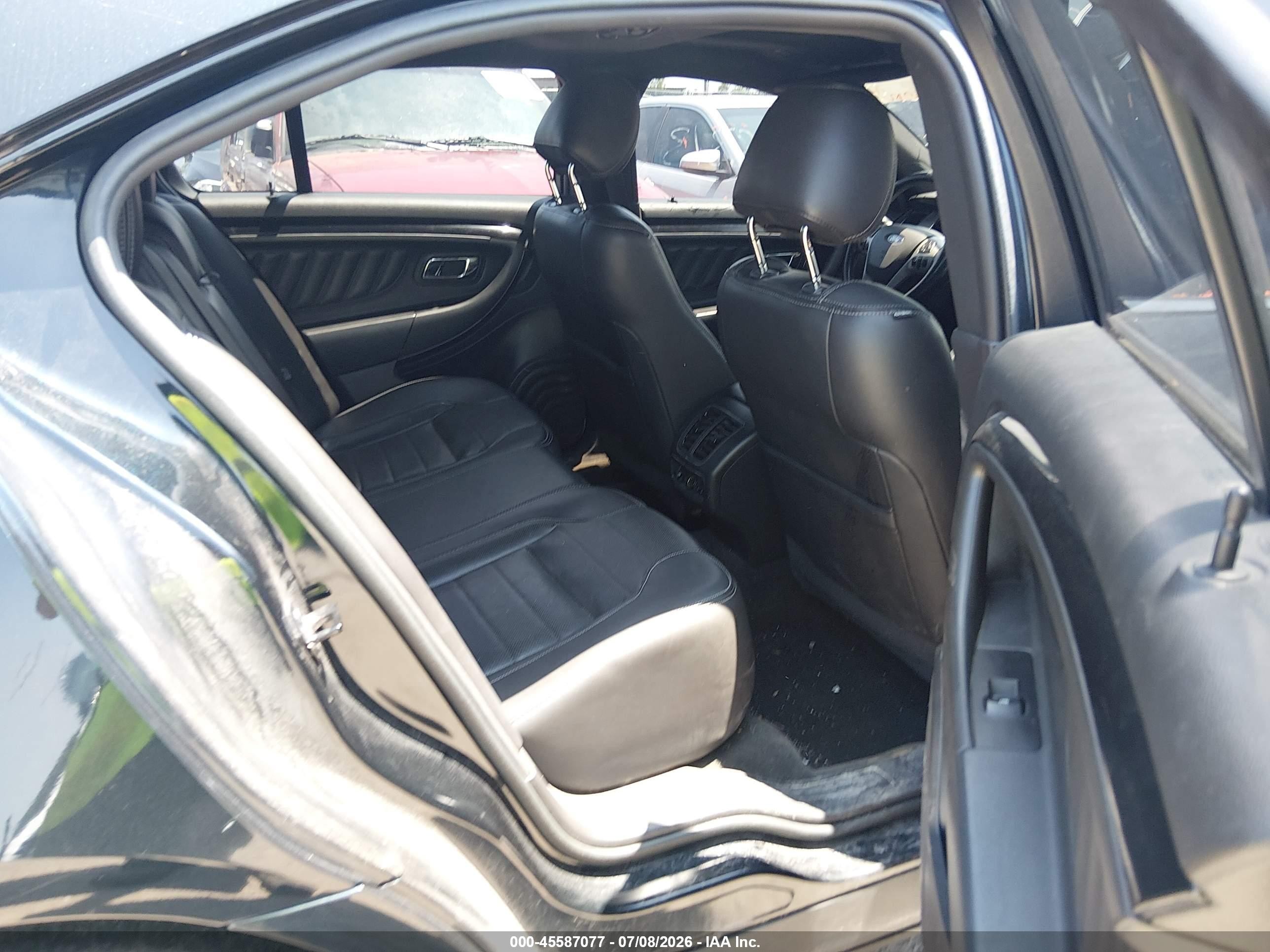 2014 Ford Taurus Sho Black vin: 1FAHP2KT6EG128782