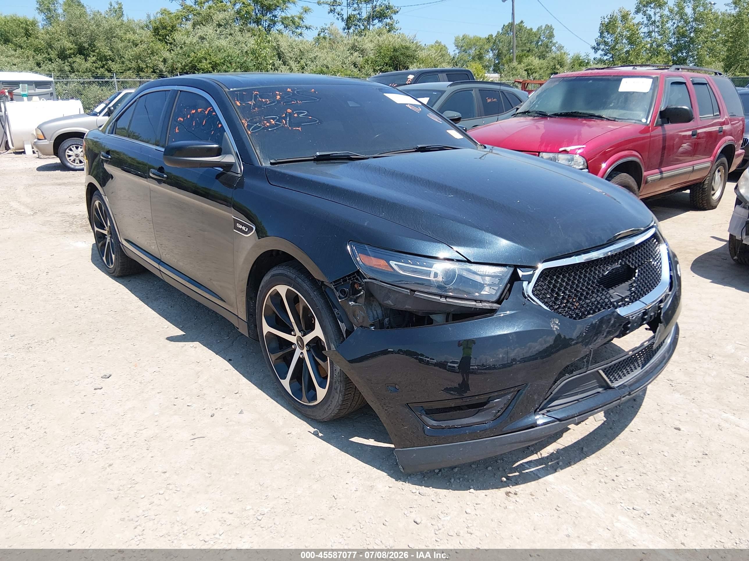 2014 Ford Taurus Sho Black vin: 1FAHP2KT6EG128782