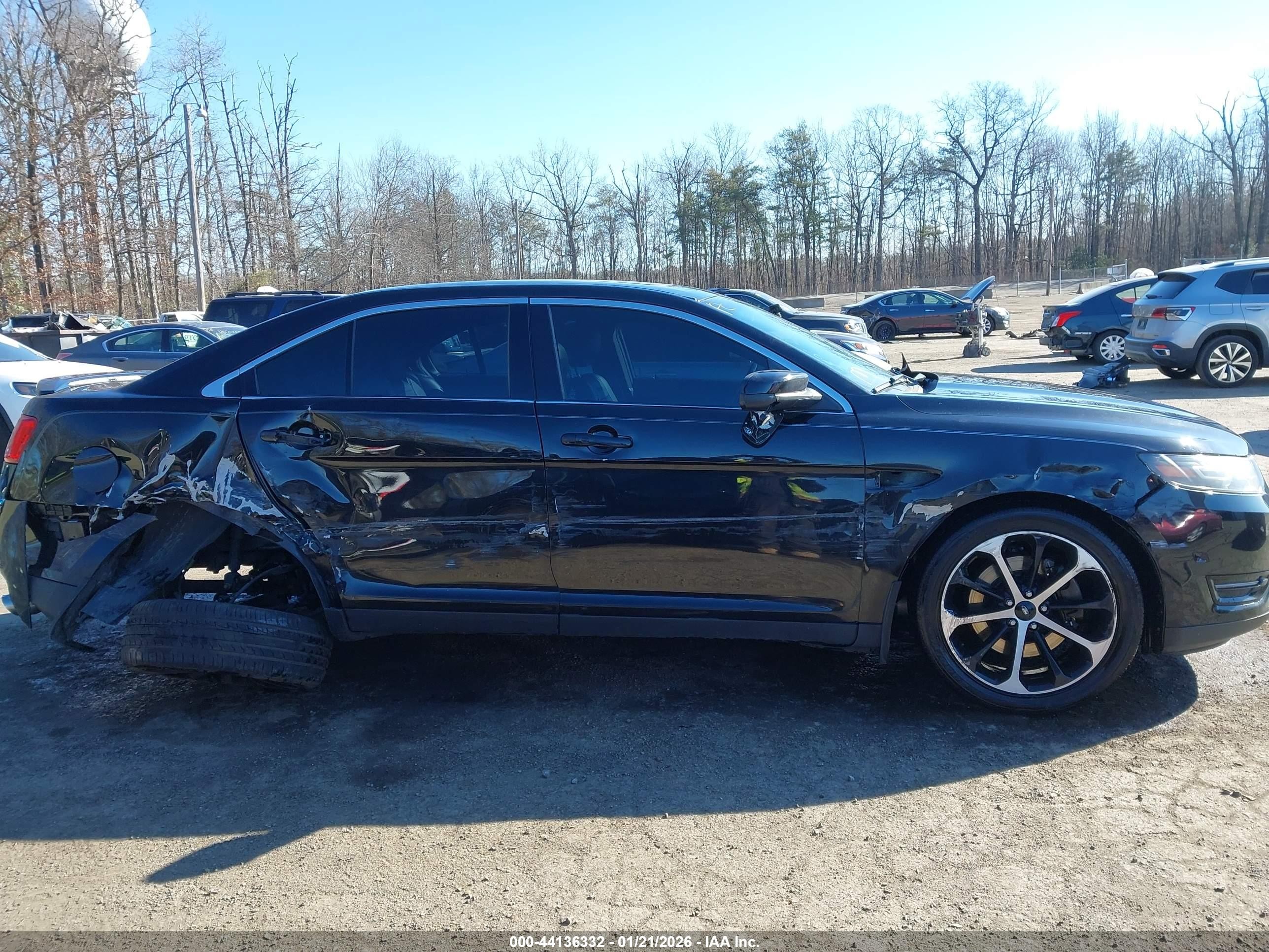 2015 Ford Taurus Sho Black vin: 1FAHP2KT6FG174811