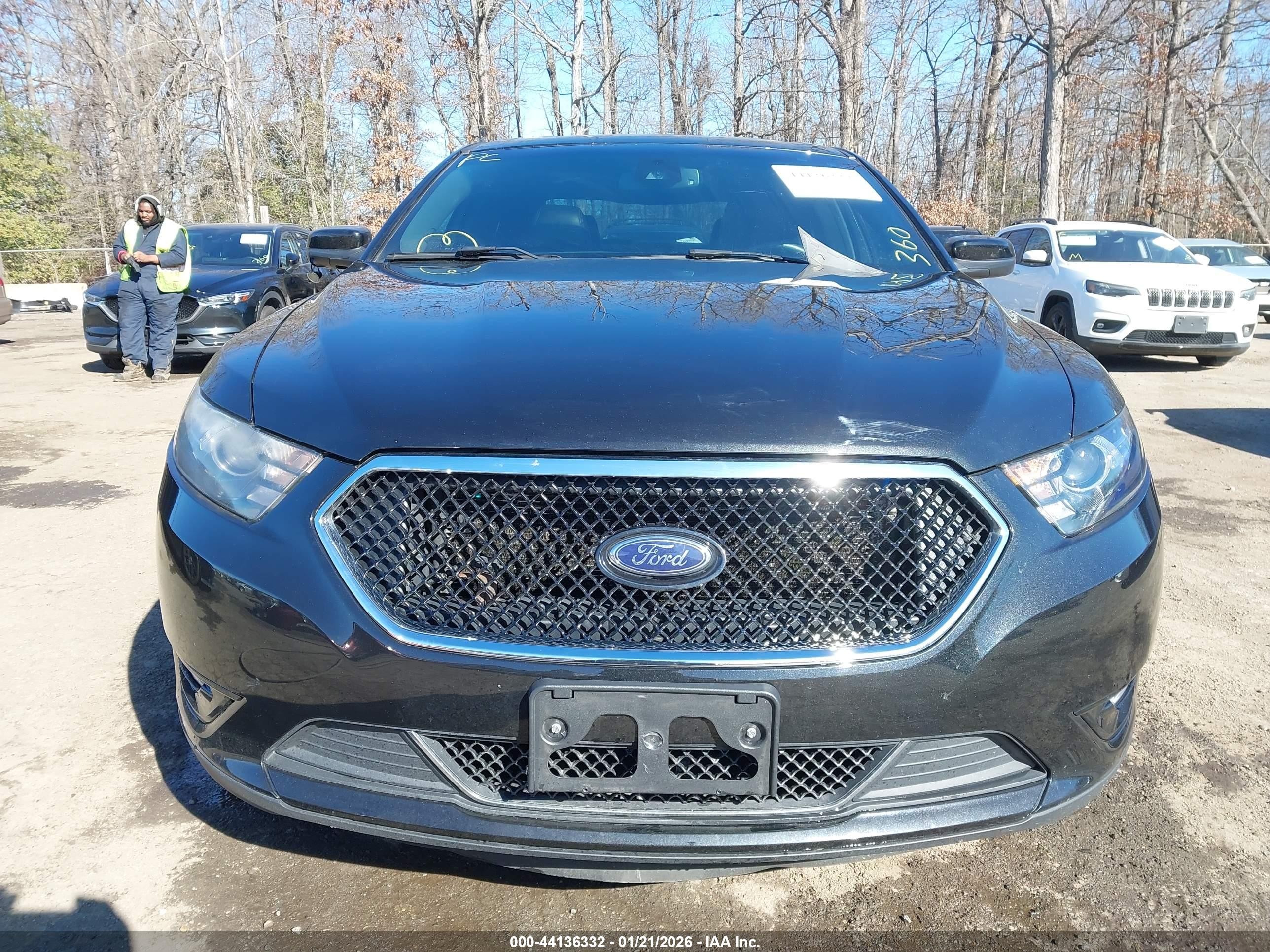 2015 Ford Taurus Sho Black vin: 1FAHP2KT6FG174811