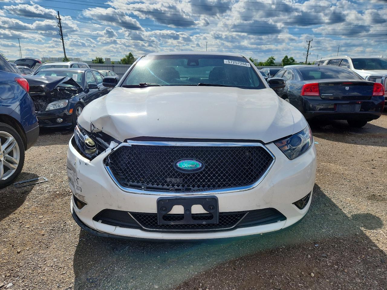 2015 Ford Taurus Sho White vin: 1FAHP2KT6FG179250