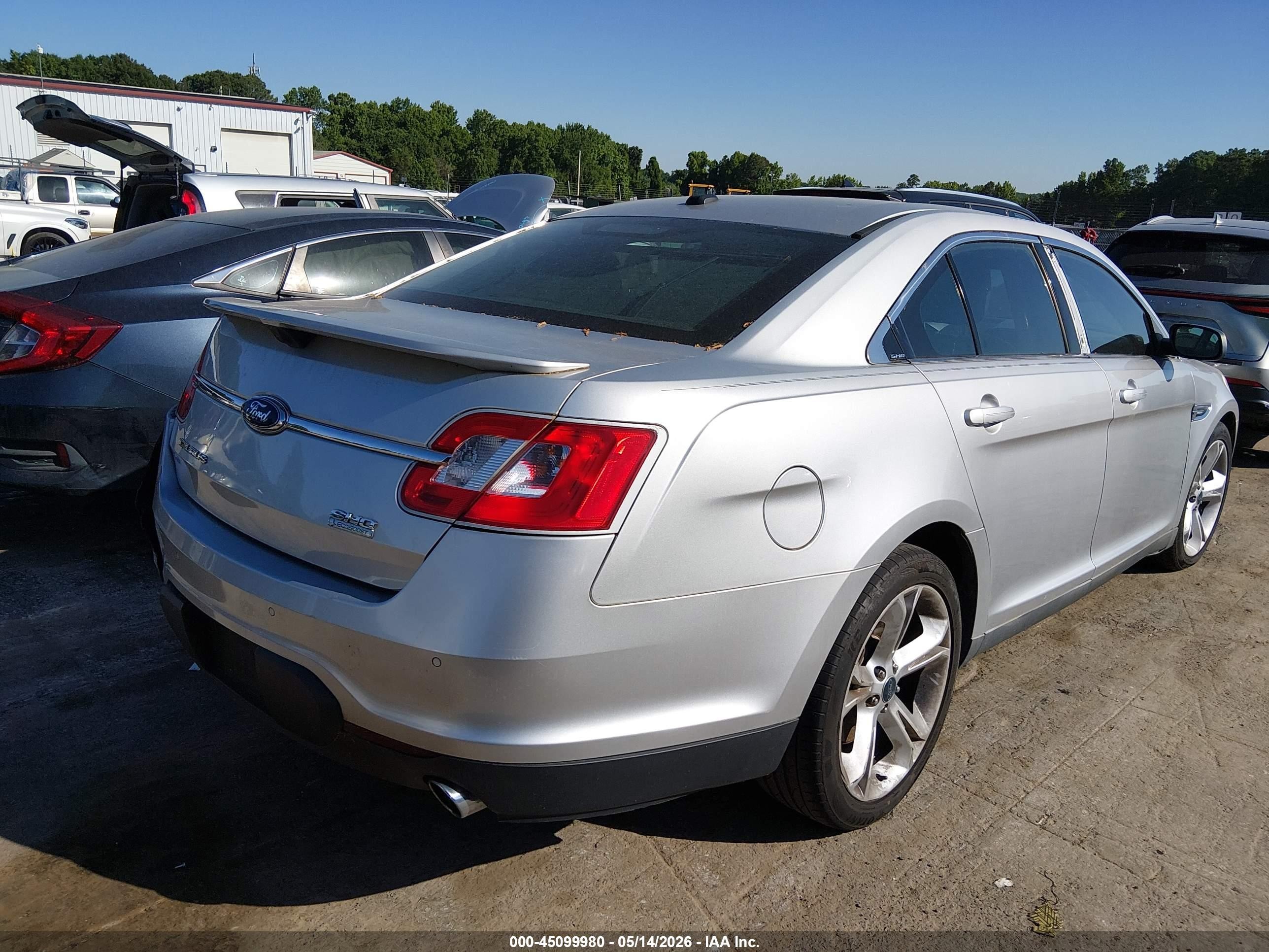 2010 Ford Taurus Sho Серебряный vin: 1FAHP2KT7AG123049