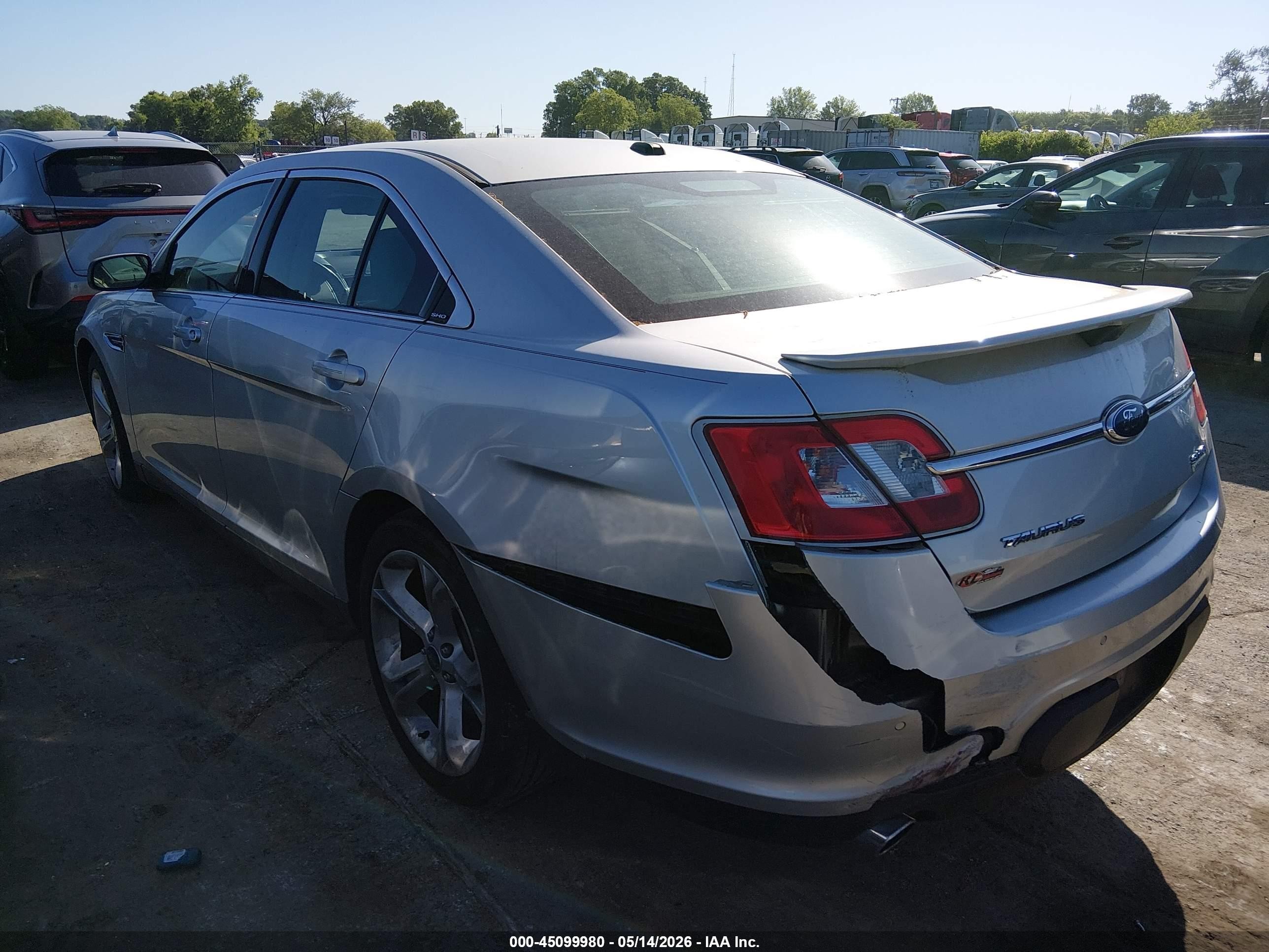 2010 Ford Taurus Sho Серебряный vin: 1FAHP2KT7AG123049