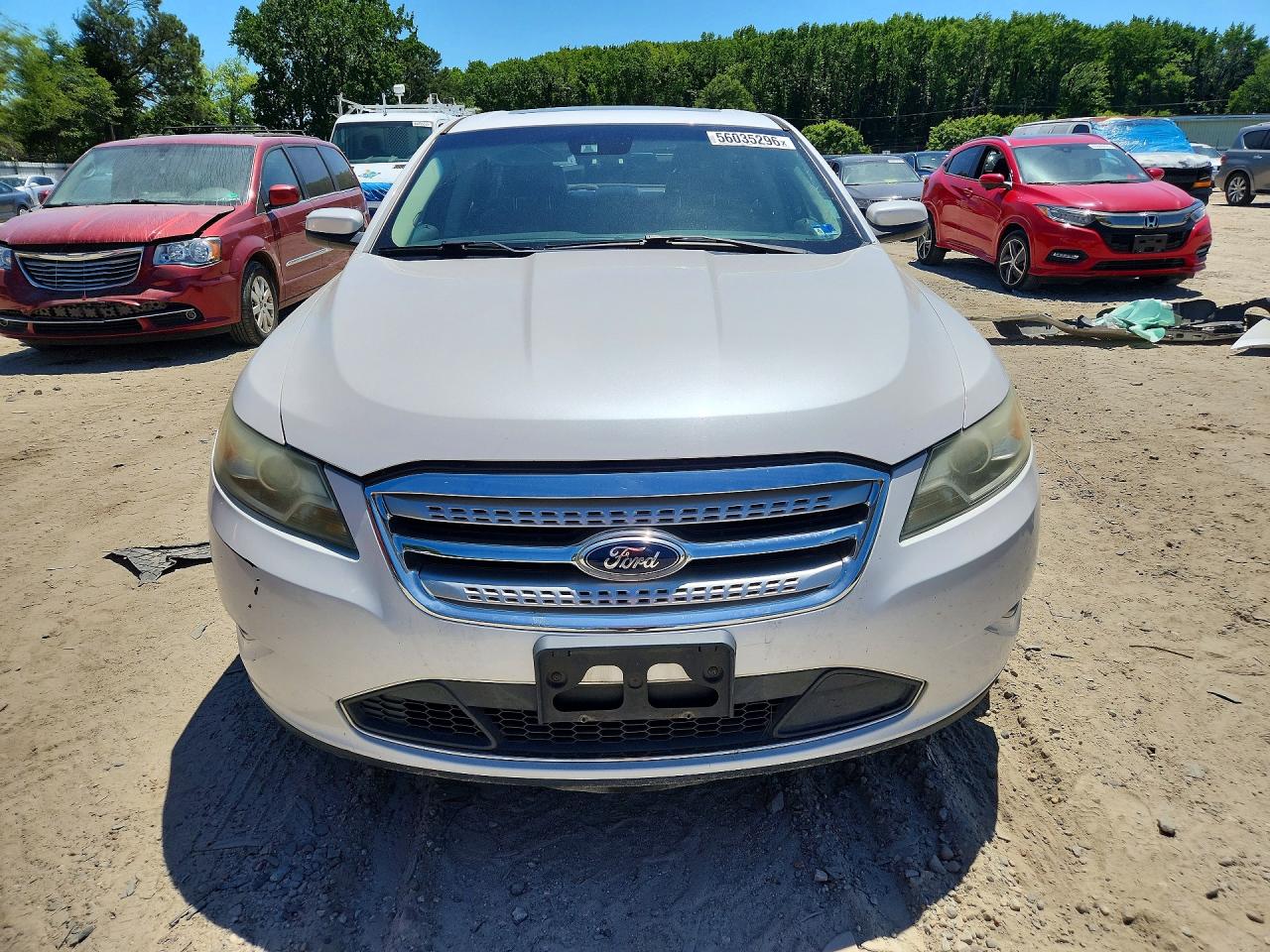 2011 Ford Taurus Sho White vin: 1FAHP2KT7BG188923