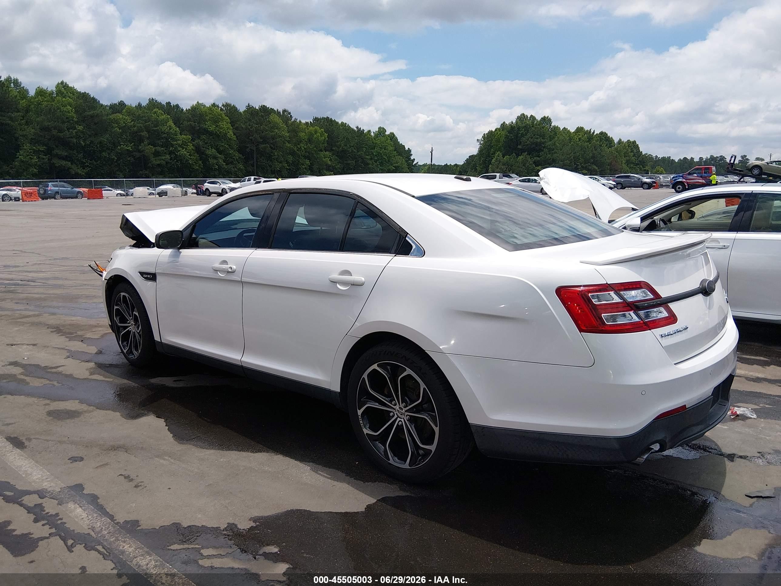 2013 Ford Taurus Sho White vin: 1FAHP2KT7DG163586
