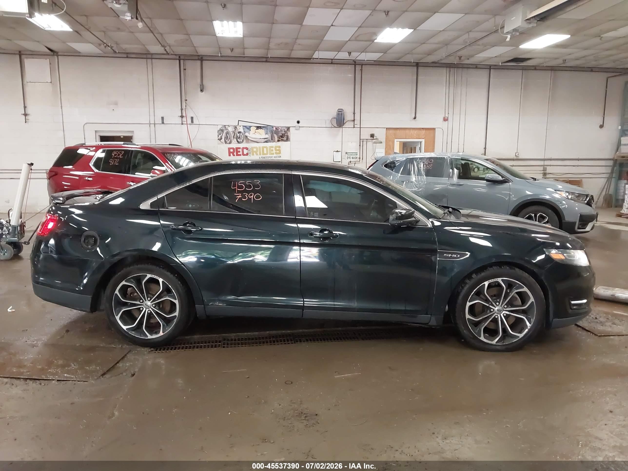 2014 Ford Taurus Sho Черный vin: 1FAHP2KT7EG125230