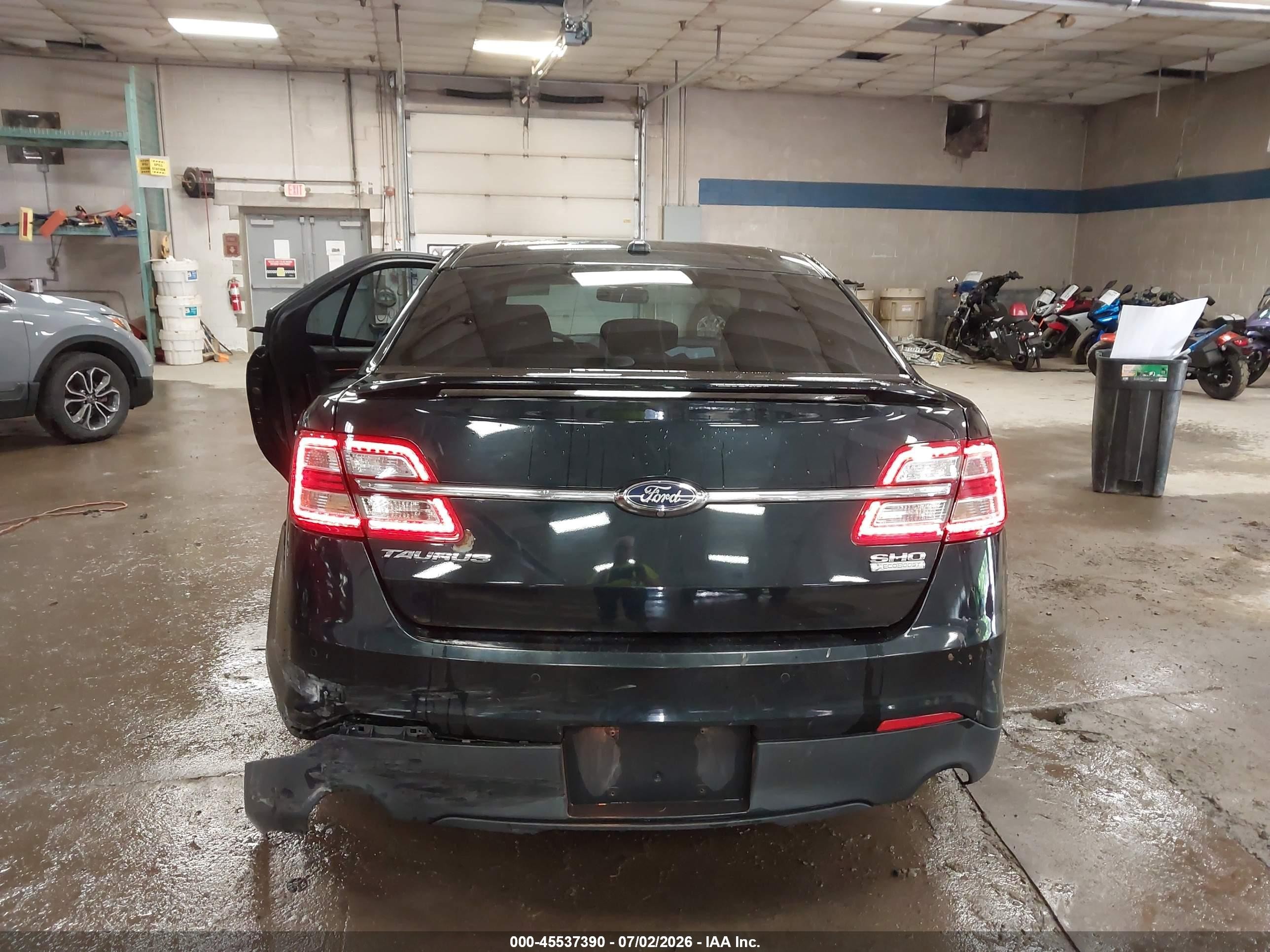 2014 Ford Taurus Sho Черный vin: 1FAHP2KT7EG125230