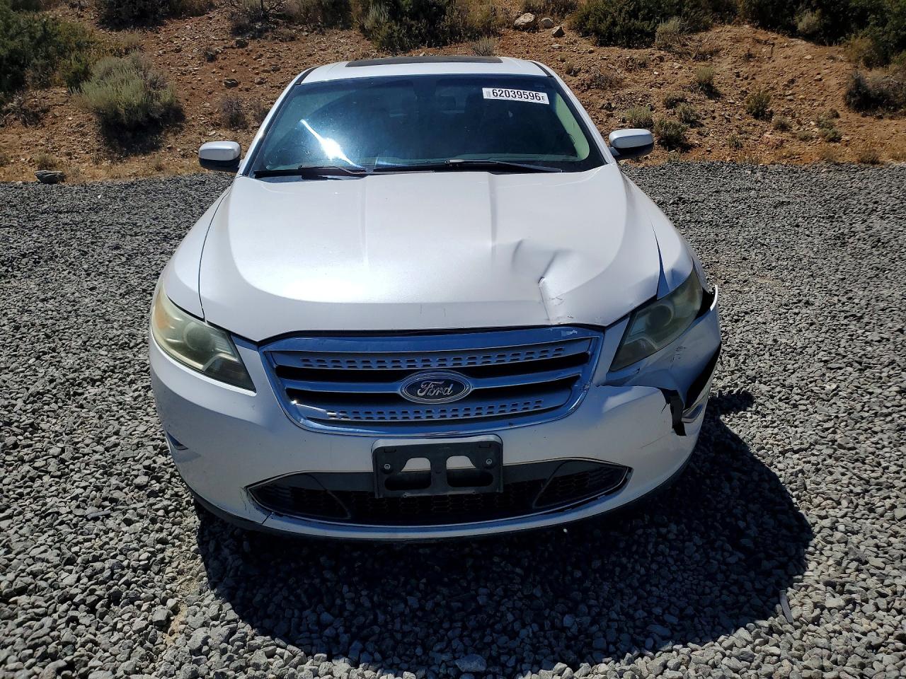 2010 Ford Taurus Sho White vin: 1FAHP2KT8AG102632