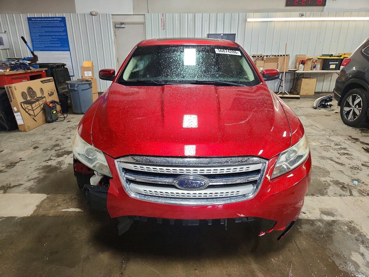 2010 Ford Taurus Sho Red vin: 1FAHP2KT8AG123643
