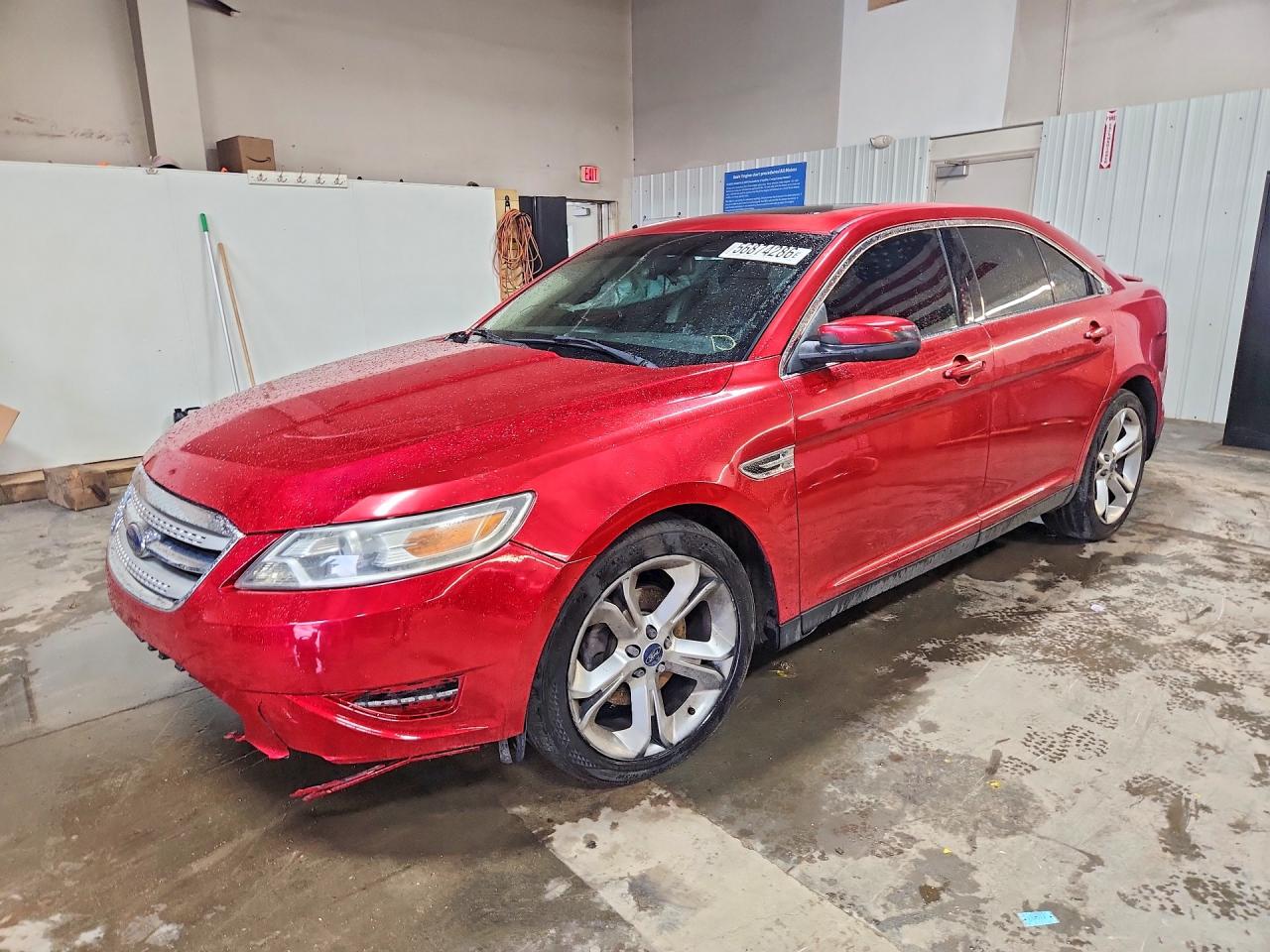 2010 Ford Taurus Sho Red vin: 1FAHP2KT8AG123643