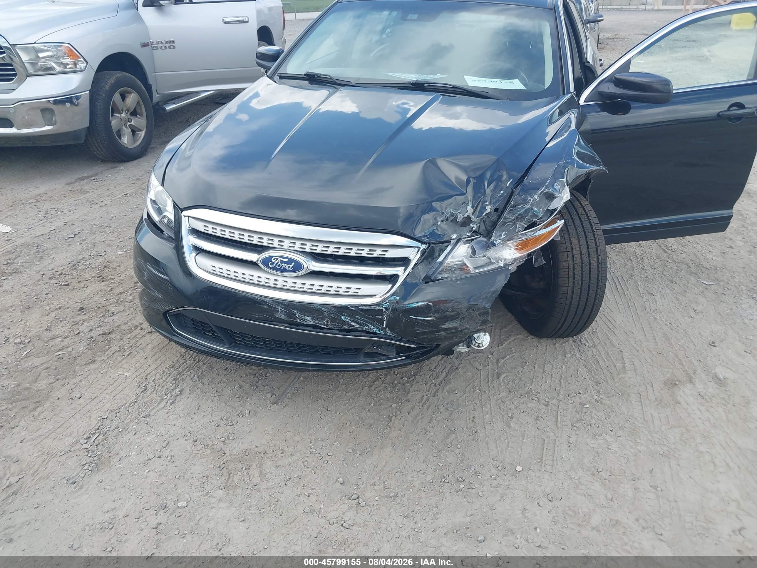 2011 Ford Taurus Sho Black vin: 1FAHP2KT8BG140251
