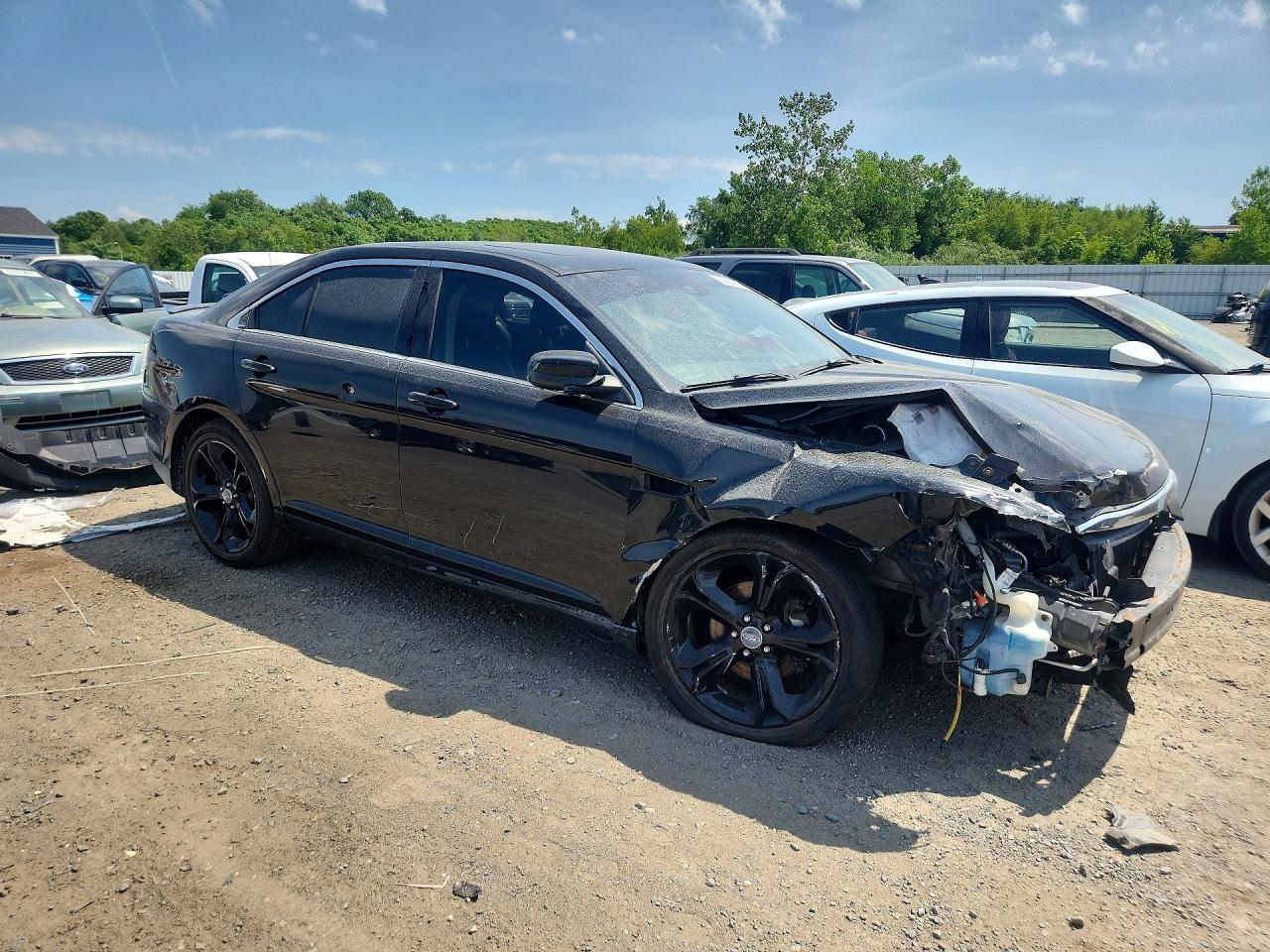 2011 Ford Taurus Sho Black vin: 1FAHP2KT8BG143621