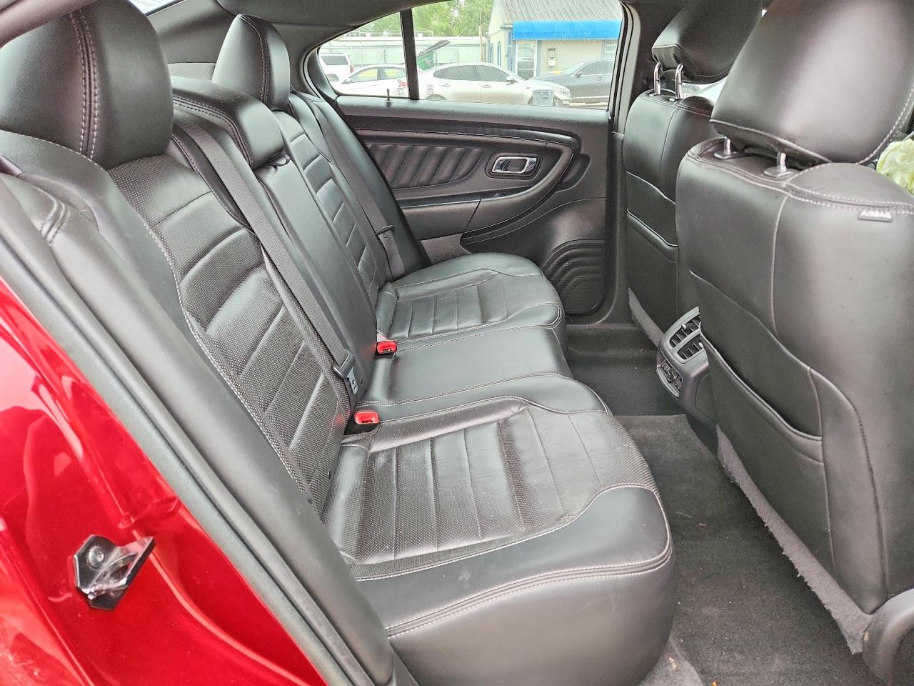 2013 Ford Taurus Sho Красный vin: 1FAHP2KT8DG150233