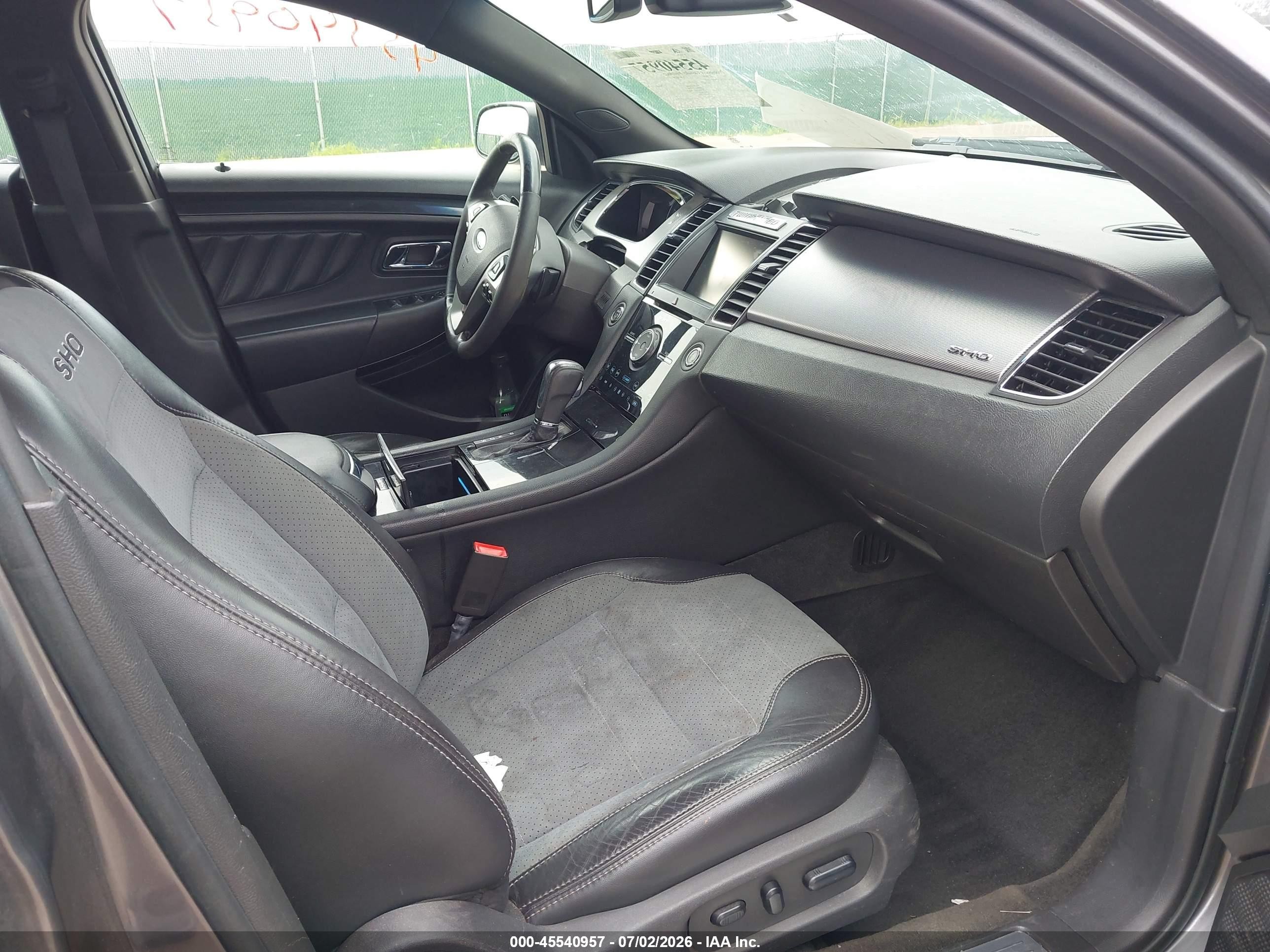 2013 Ford Taurus Sho Gray vin: 1FAHP2KT8DG155805