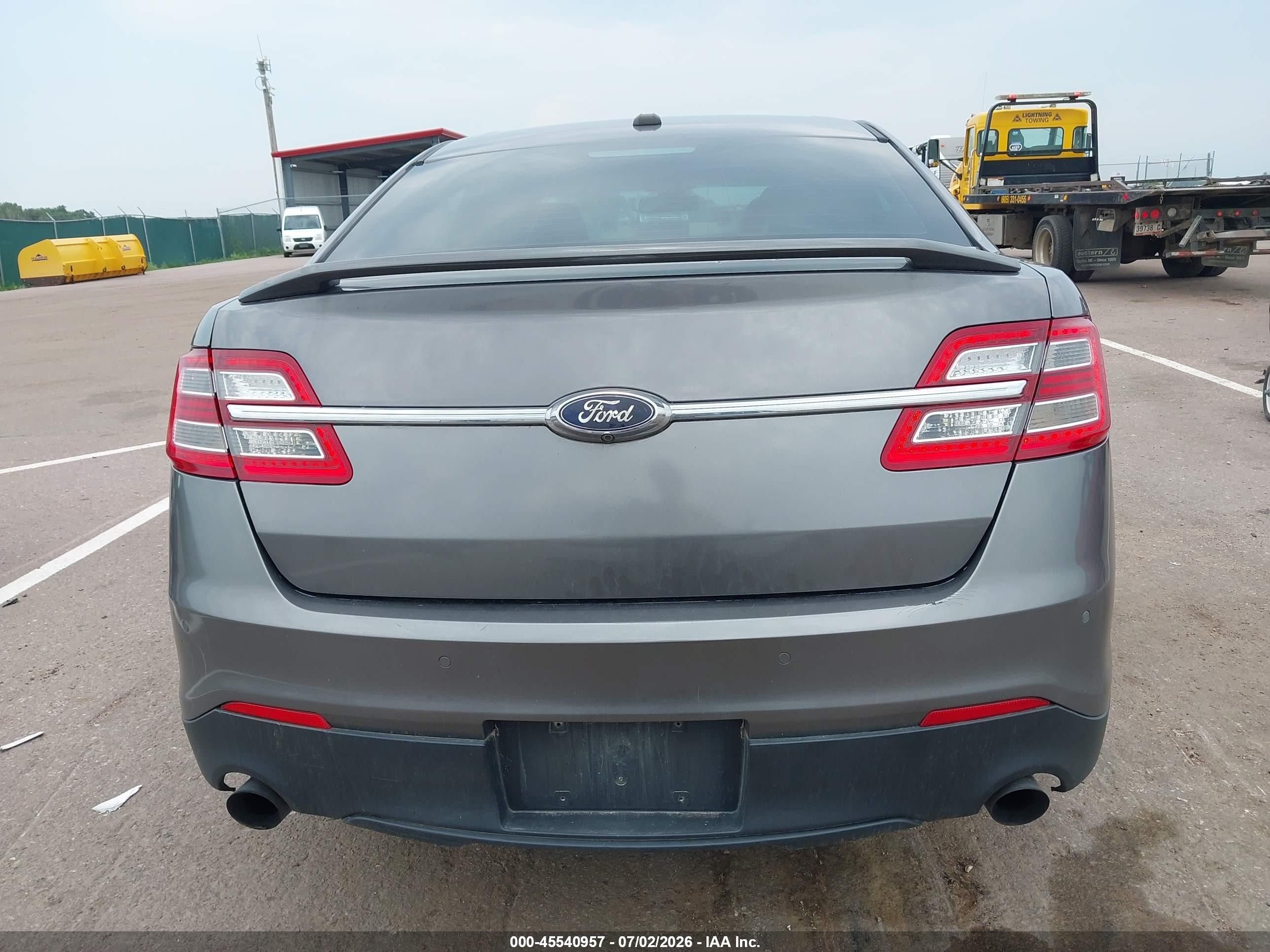 2013 Ford Taurus Sho Gray vin: 1FAHP2KT8DG155805