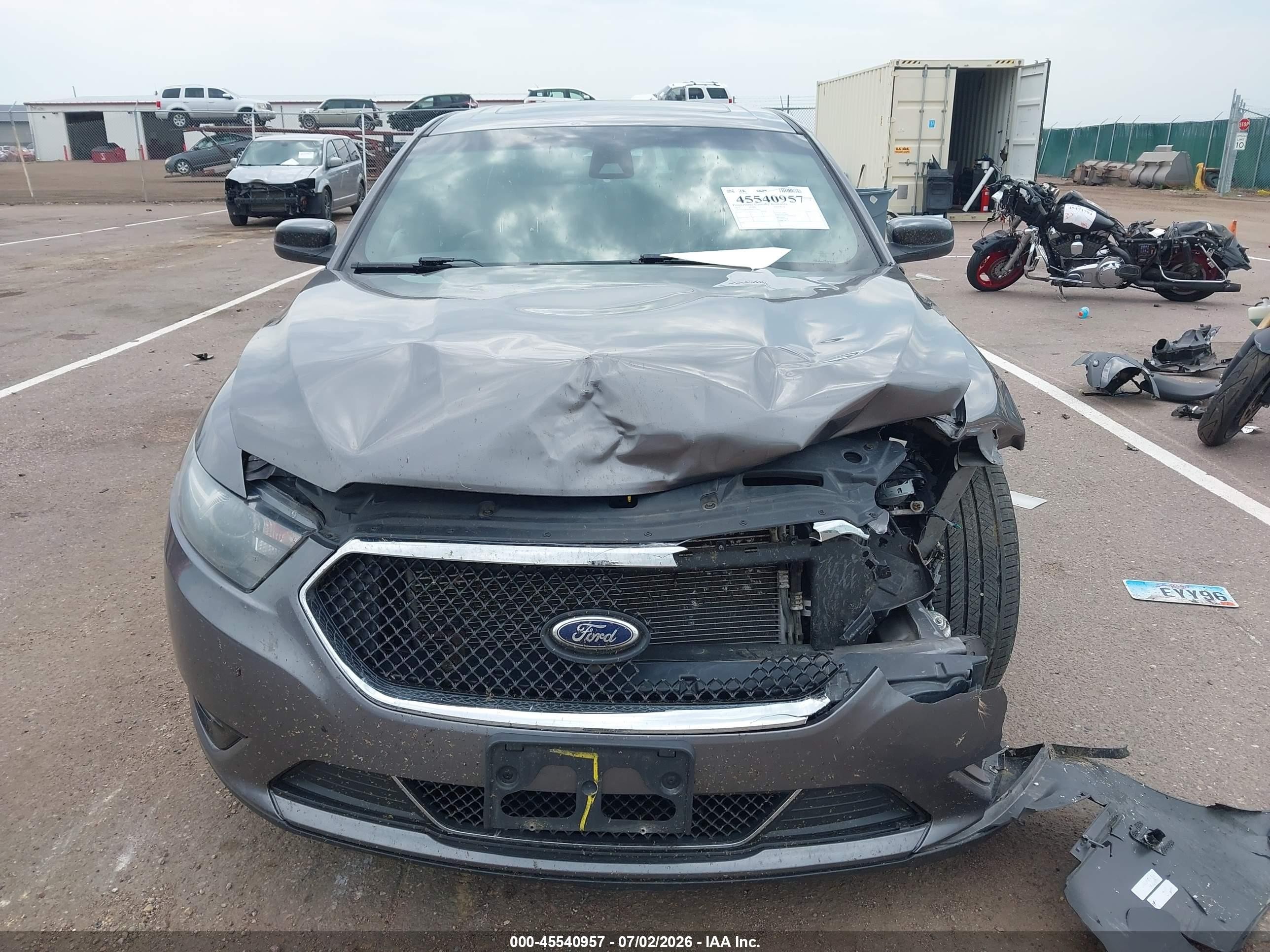 2013 Ford Taurus Sho Gray vin: 1FAHP2KT8DG155805