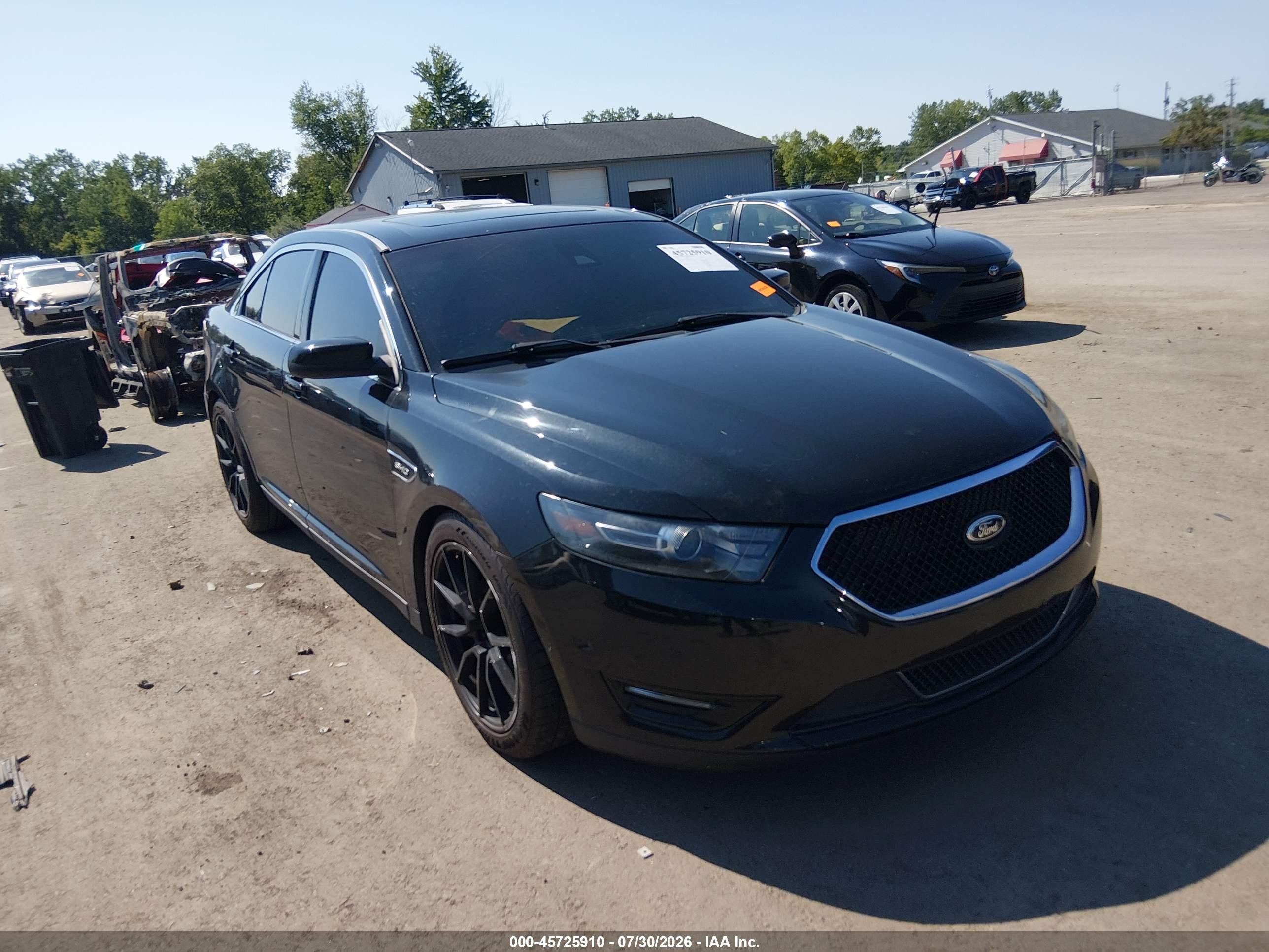 2015 Ford Taurus Sho Black vin: 1FAHP2KT8FG128588