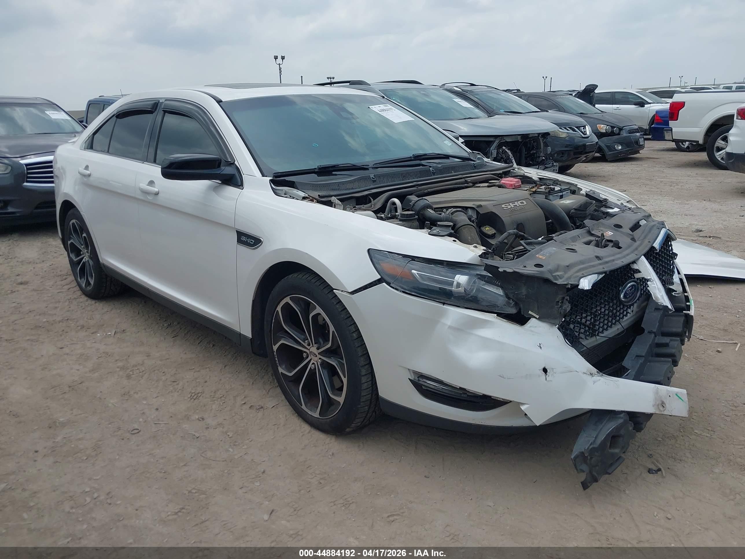 2015 Ford Taurus Sho White vin: 1FAHP2KT8FG203144