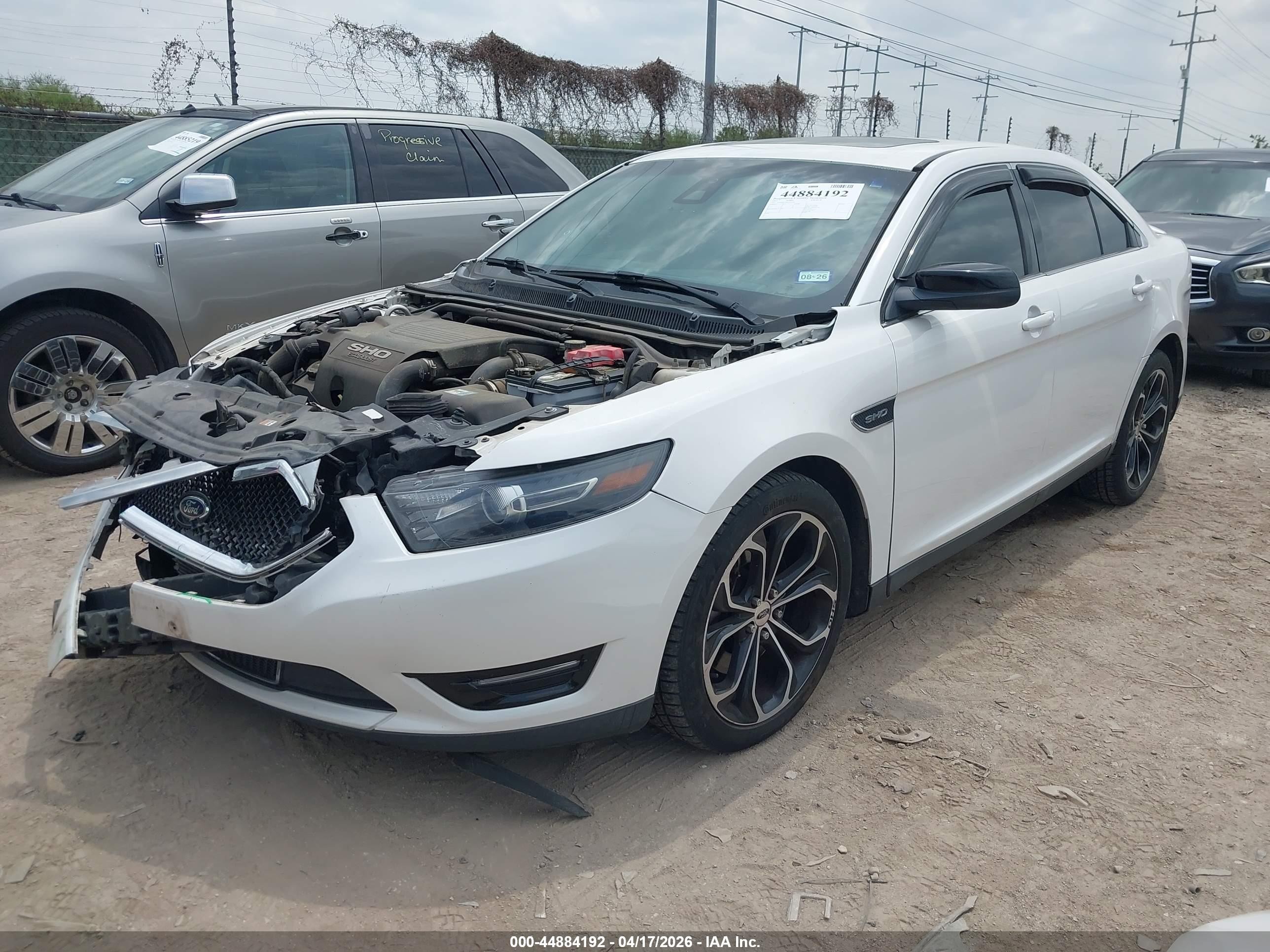 2015 Ford Taurus Sho White vin: 1FAHP2KT8FG203144