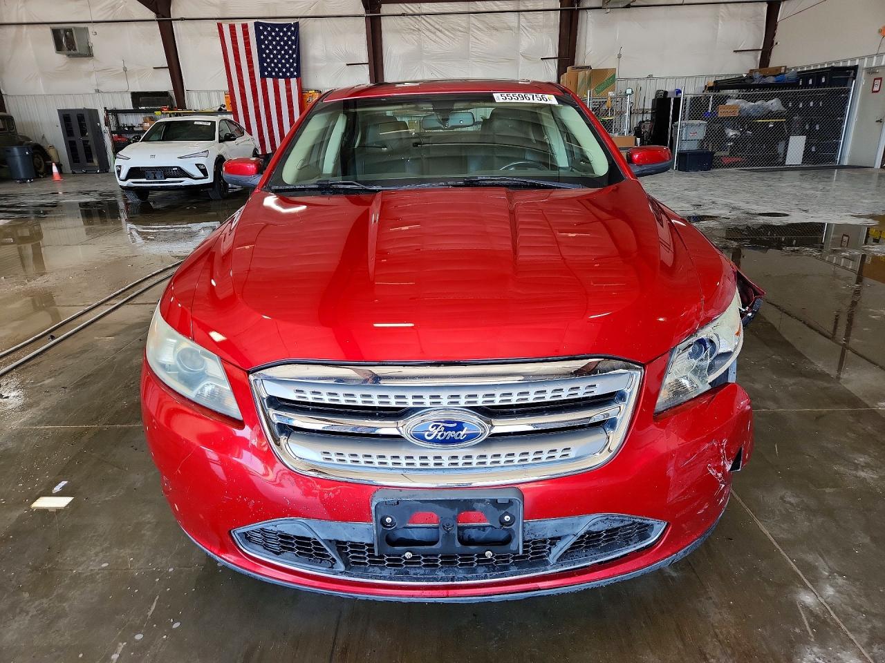 2011 Ford Taurus Sho Red vin: 1FAHP2KT9BG110482