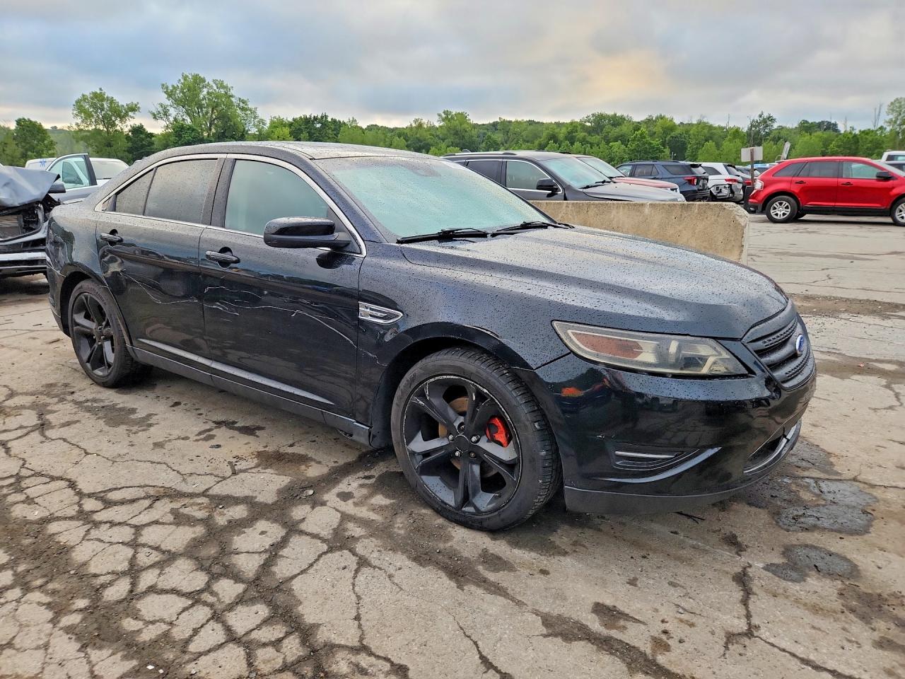2011 Ford Taurus Sho Black vin: 1FAHP2KT9BG188129