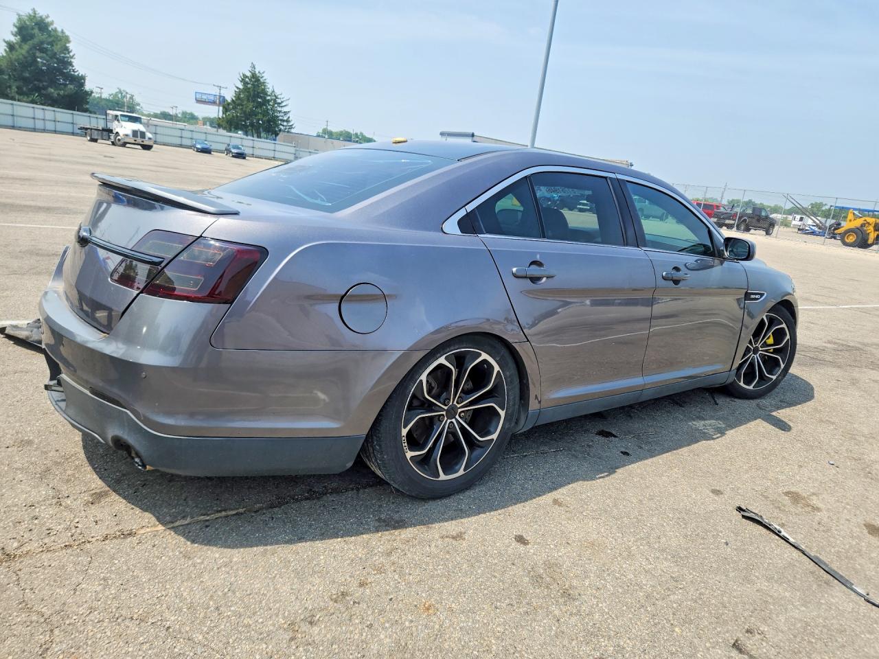 2013 Ford Taurus Sho Серый vin: 1FAHP2KT9DG171902