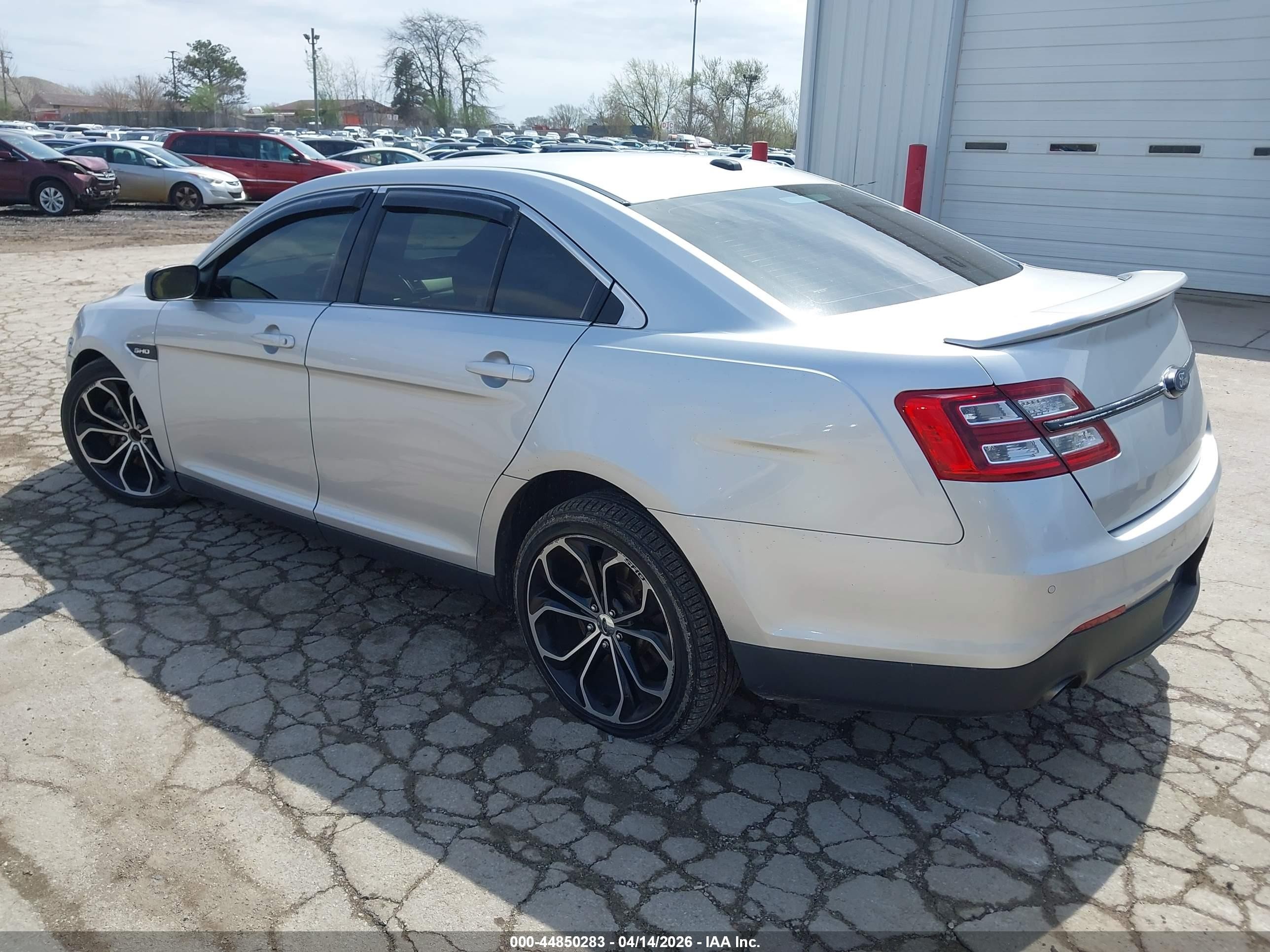 2013 Ford Taurus Sho Серебряный vin: 1FAHP2KT9DG190417