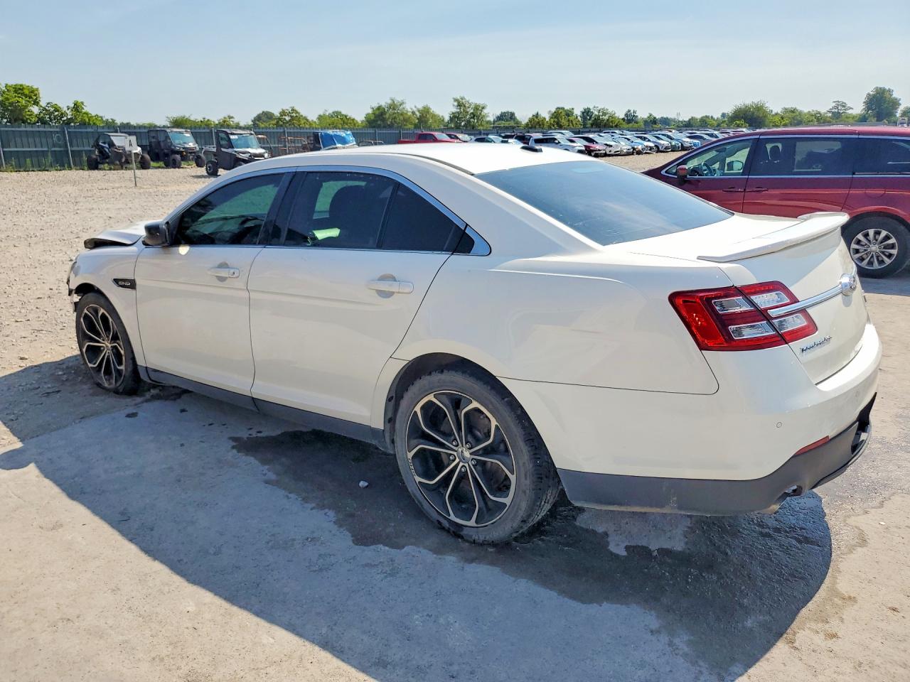 2013 Ford Taurus Sho White vin: 1FAHP2KT9DG201125