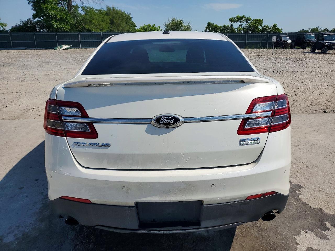 2013 Ford Taurus Sho White vin: 1FAHP2KT9DG201125