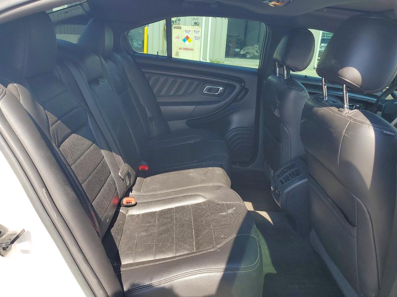 2013 Ford Taurus Sho White vin: 1FAHP2KT9DG201125