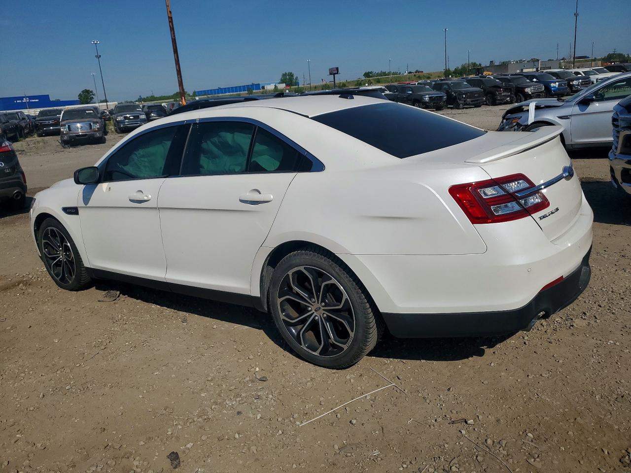 2015 Ford Taurus Sho White vin: 1FAHP2KT9FG202813