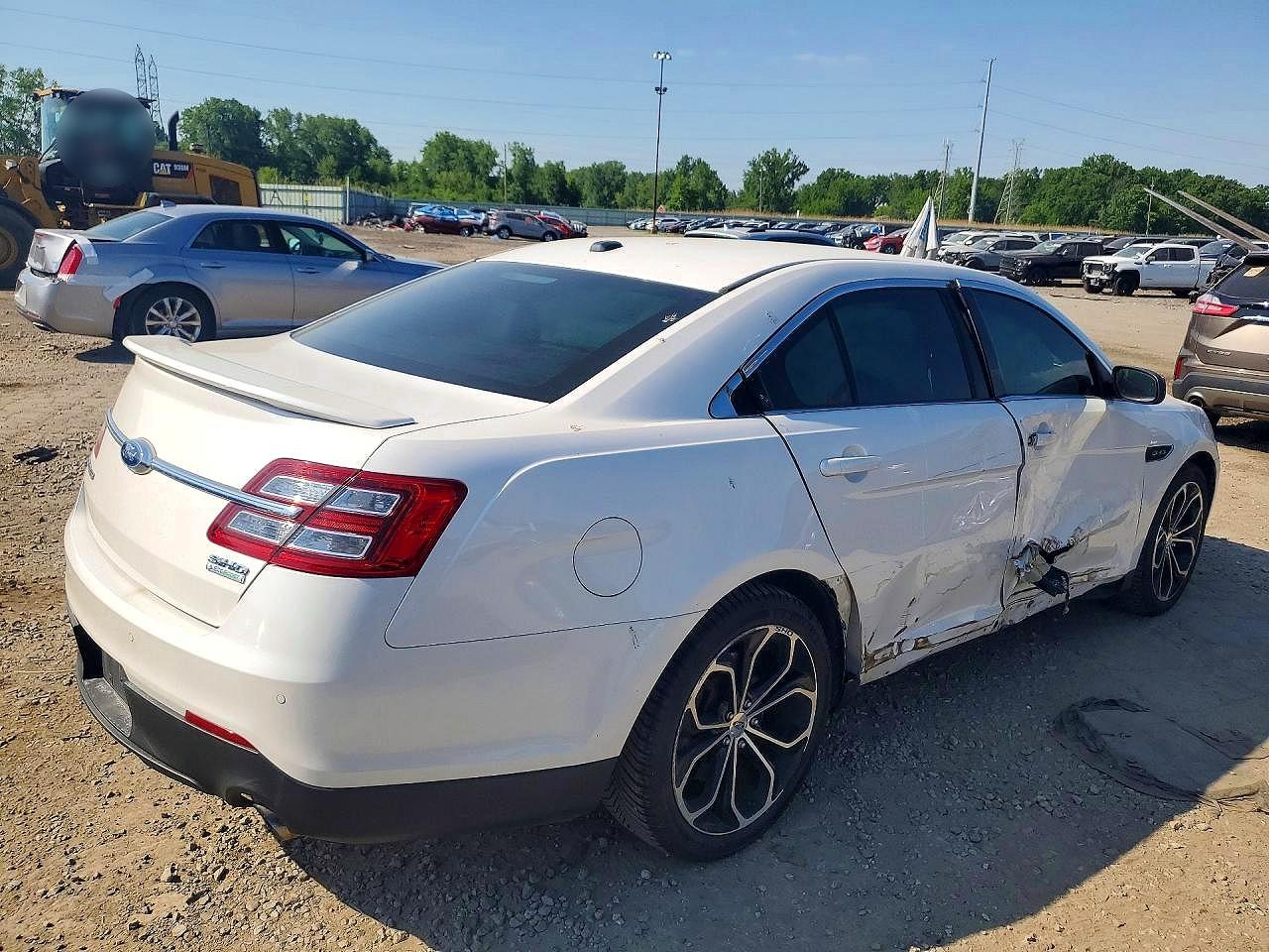 2015 Ford Taurus Sho White vin: 1FAHP2KT9FG202813