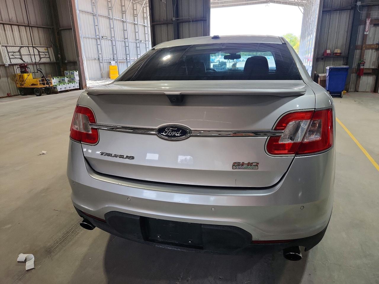 2010 Ford Taurus Sho Silver vin: 1FAHP2KTXAG165473