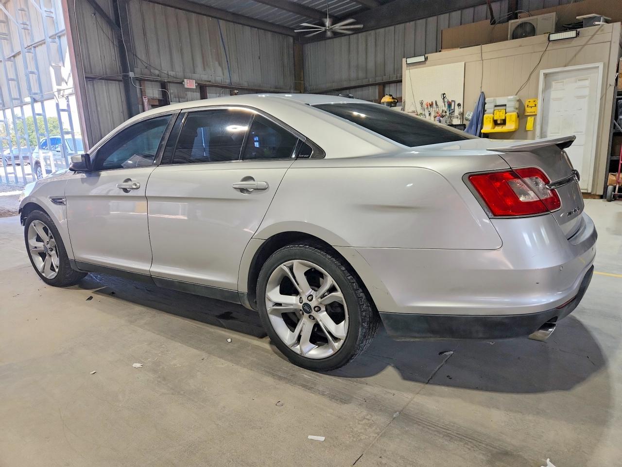 2010 Ford Taurus Sho Silver vin: 1FAHP2KTXAG165473