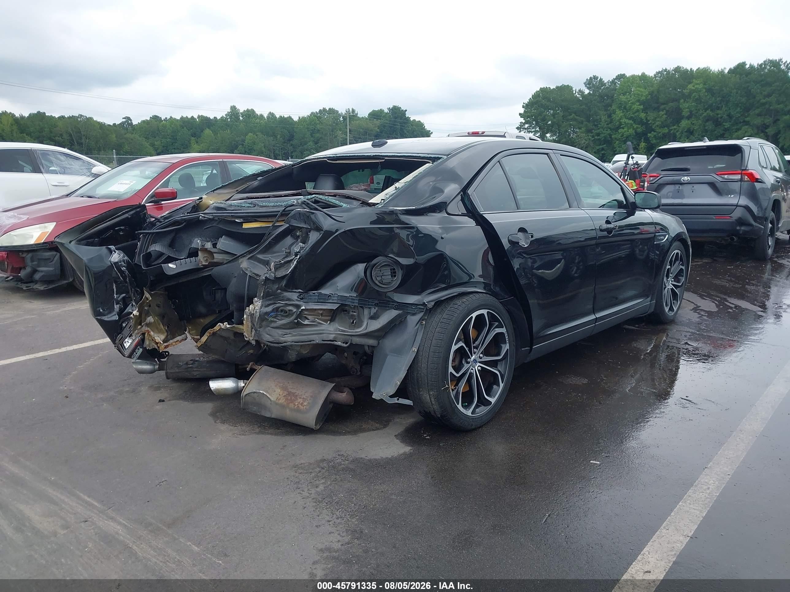 2013 Ford Taurus Sho Black vin: 1FAHP2KTXDG104595