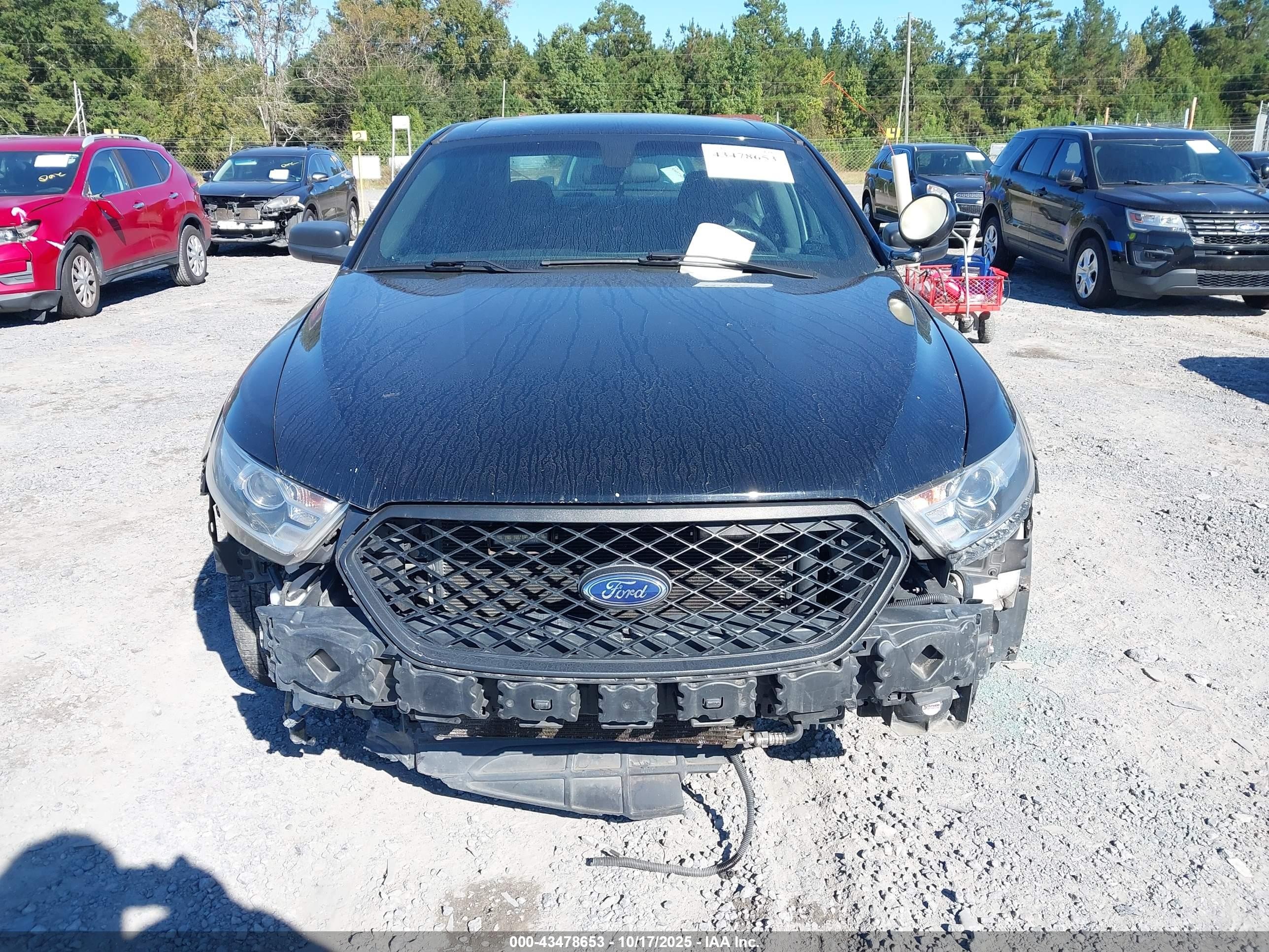 2015 Ford Police Interceptor   Black vin: 1FAHP2L82FG154081