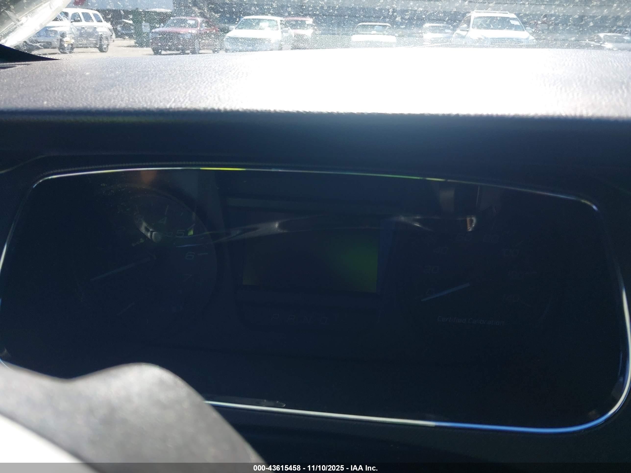 2013 Ford Police Interceptor   White vin: 1FAHP2L83DG175910
