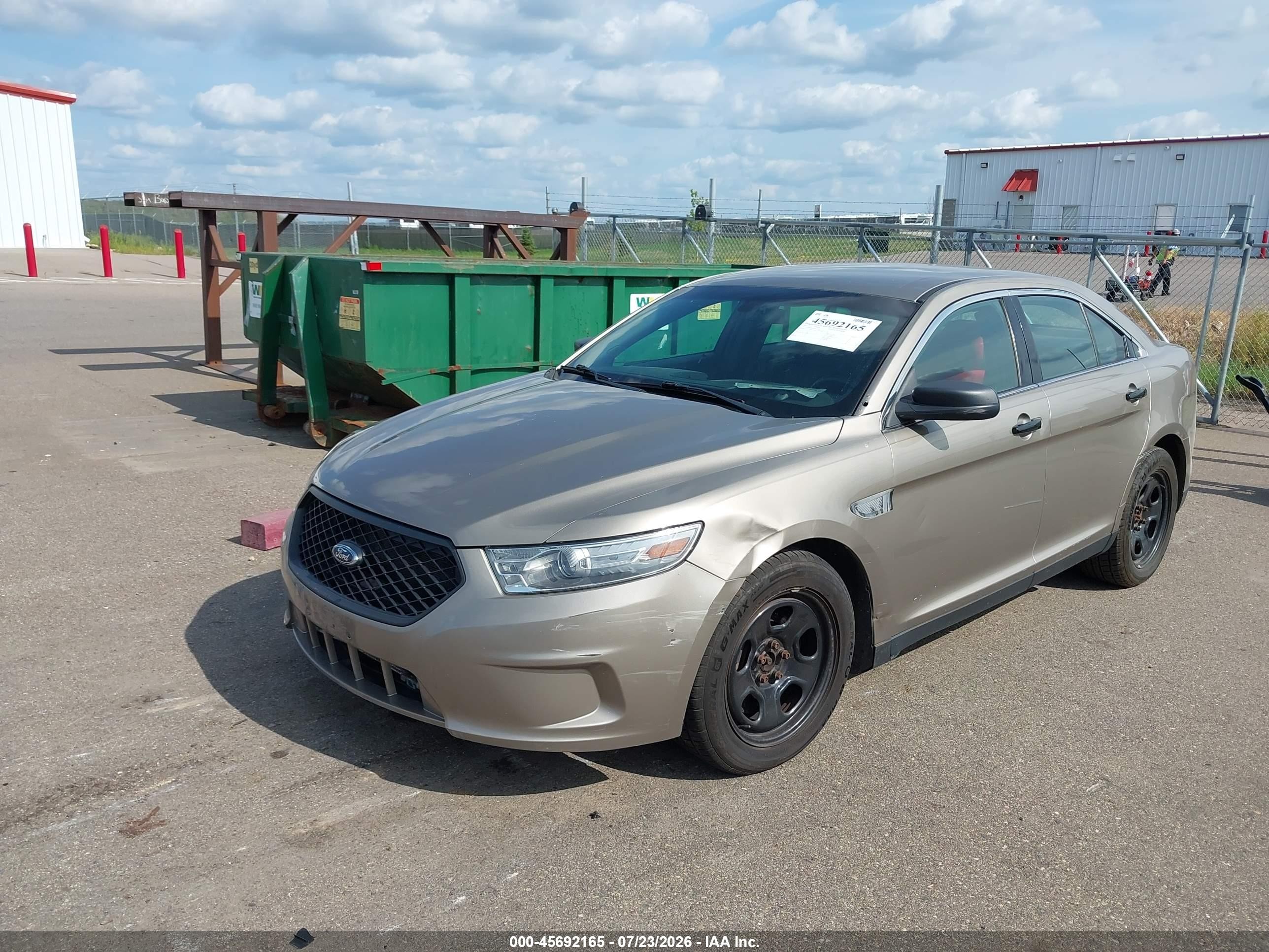 2013 Ford Police Interceptor   Brown vin: 1FAHP2M81DG121455
