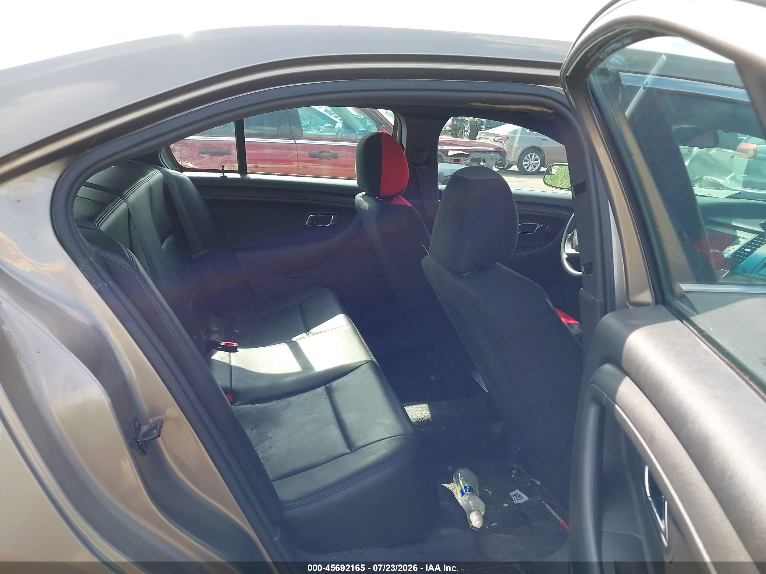 2013 Ford Police Interceptor   Brown vin: 1FAHP2M81DG121455