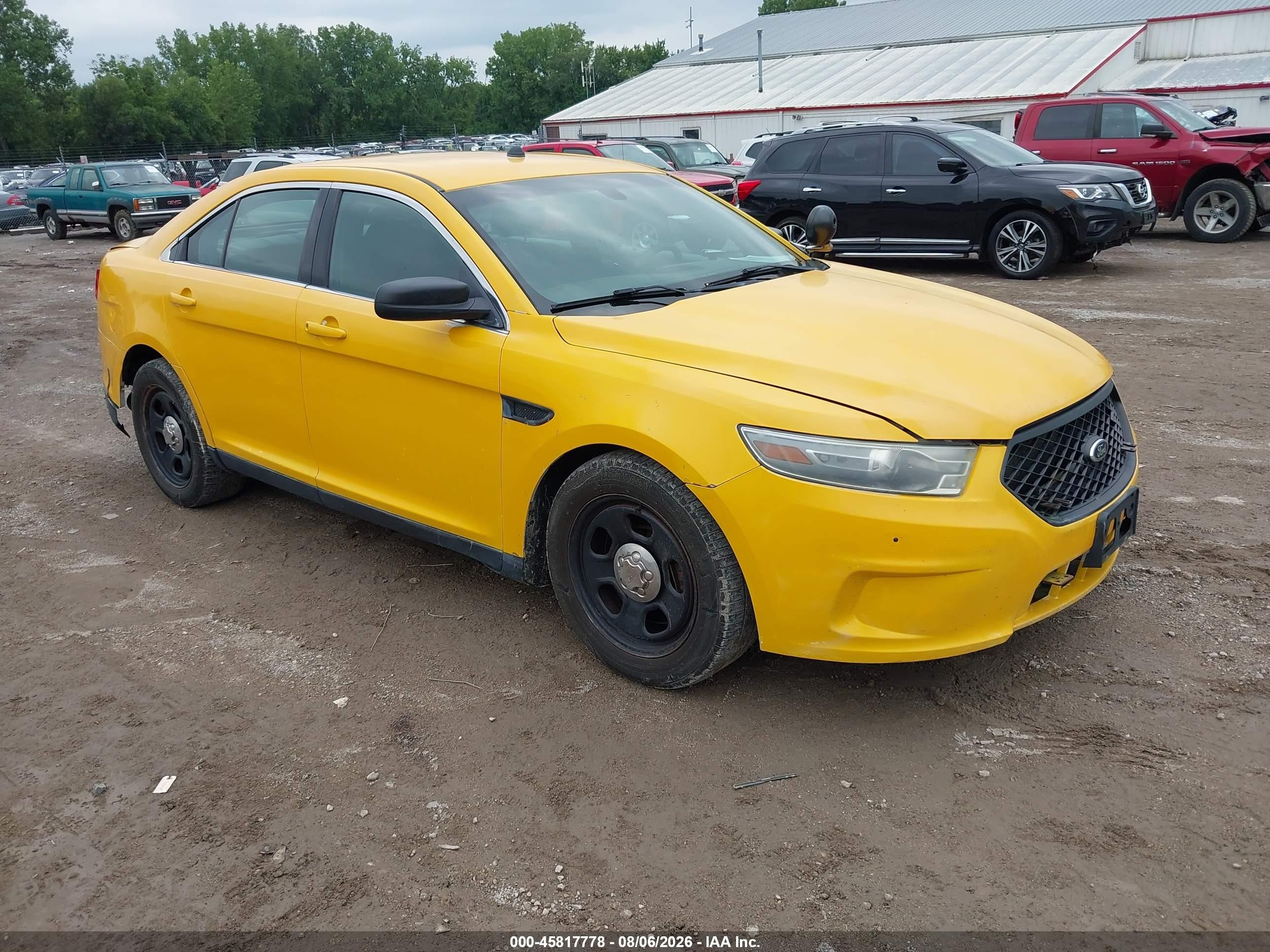 2013 Ford Police Interceptor   Yellow vin: 1FAHP2M81DG143469