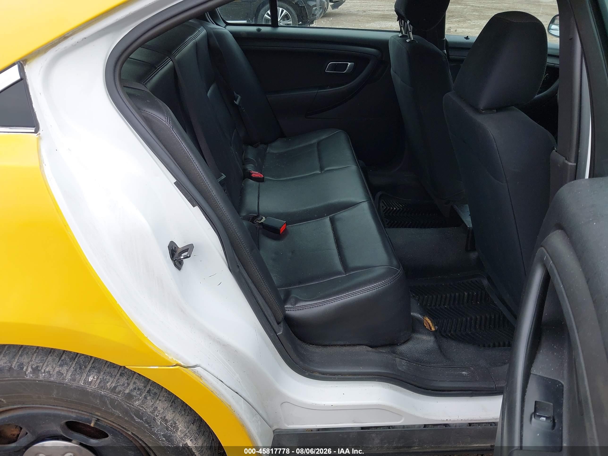2013 Ford Police Interceptor   Yellow vin: 1FAHP2M81DG143469