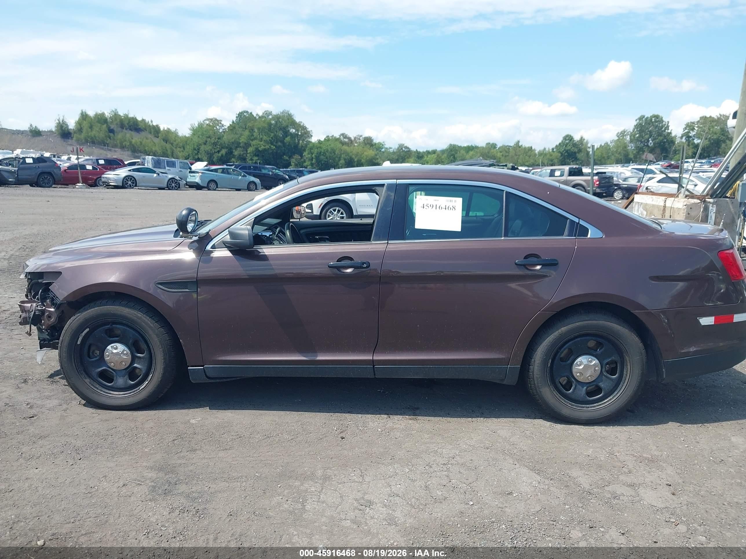 2013 Ford Police Interceptor   Brown vin: 1FAHP2M83DG206555