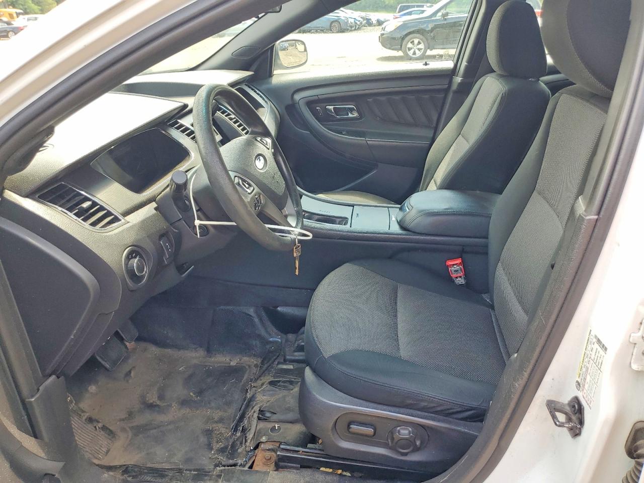2013 Ford Taurus Police Interceptor White vin: 1FAHP2M84DG137150