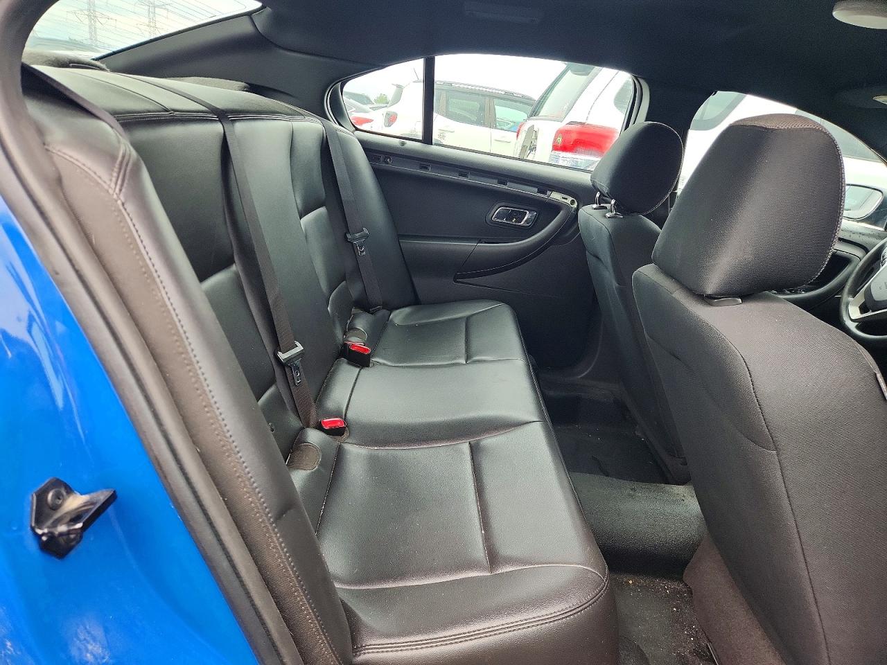 2013 Ford Taurus Police Interceptor Blue vin: 1FAHP2M86DG132404