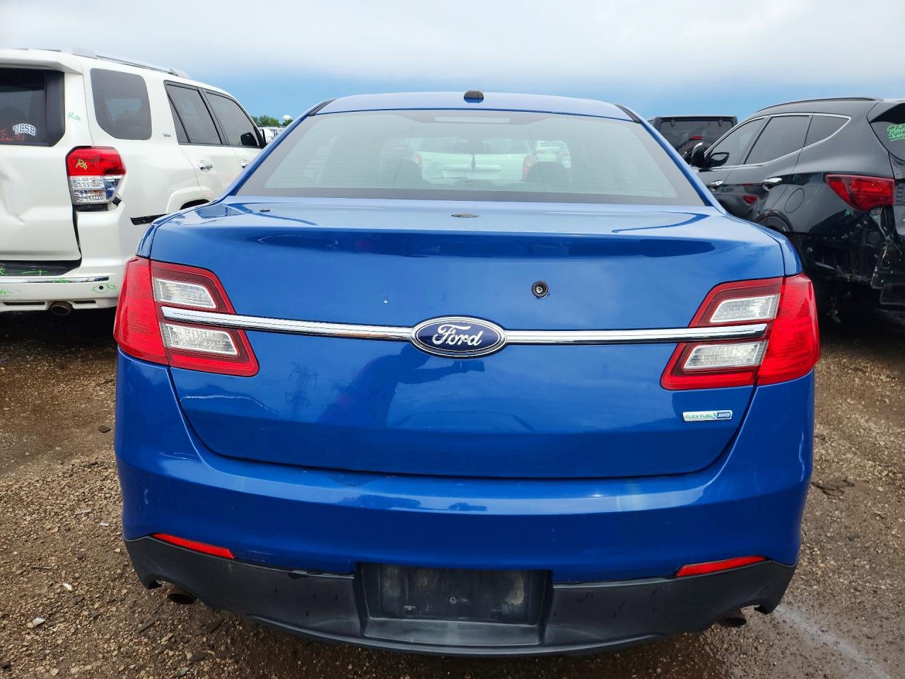 2013 Ford Taurus Police Interceptor Blue vin: 1FAHP2M86DG132404